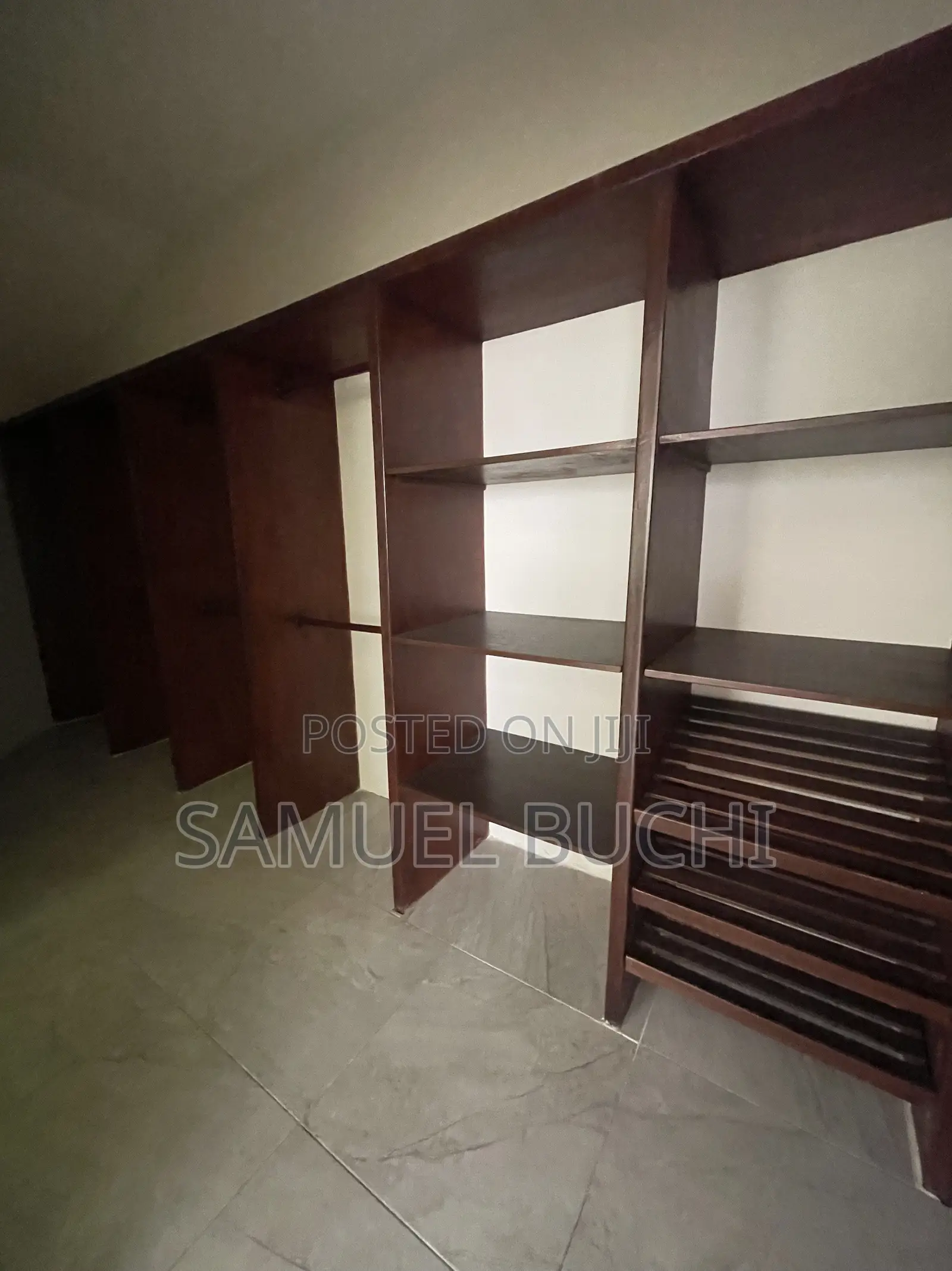 4Bedrooms Mansion for Rent