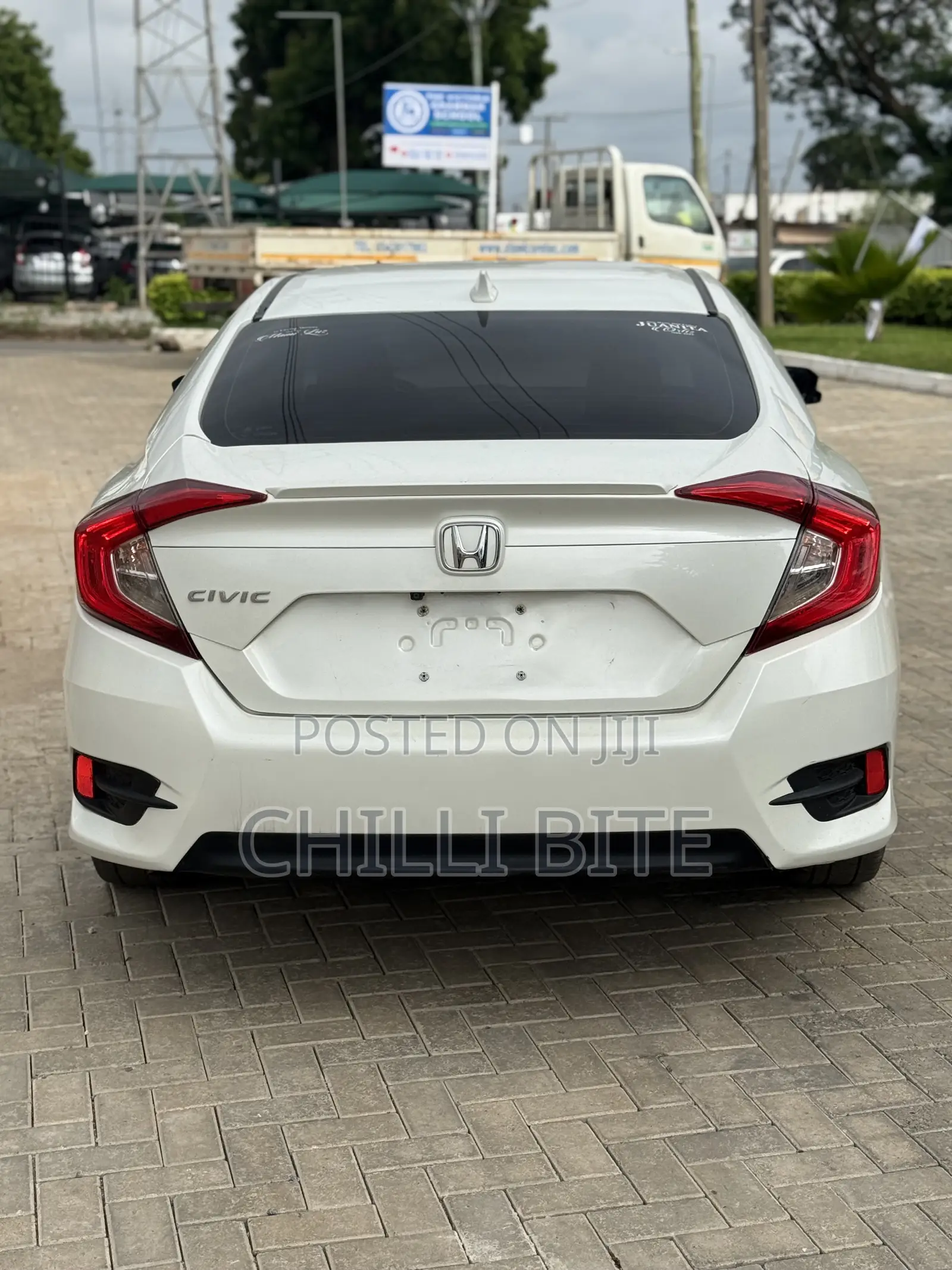 Honda Civic EX Sedan 2020 White