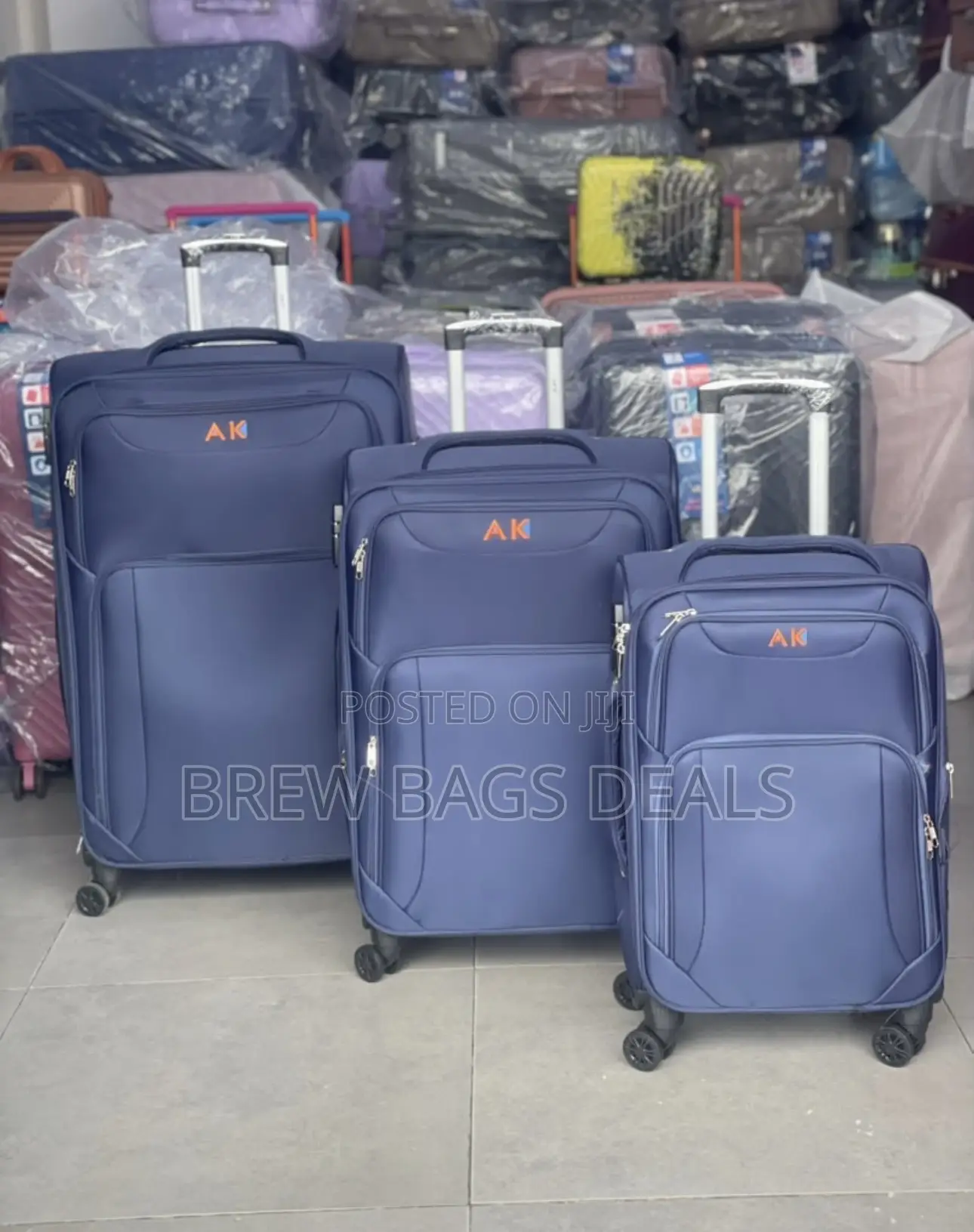 Premium Quality 3set Ak Thick Fabric Texture Traveling Bag.
