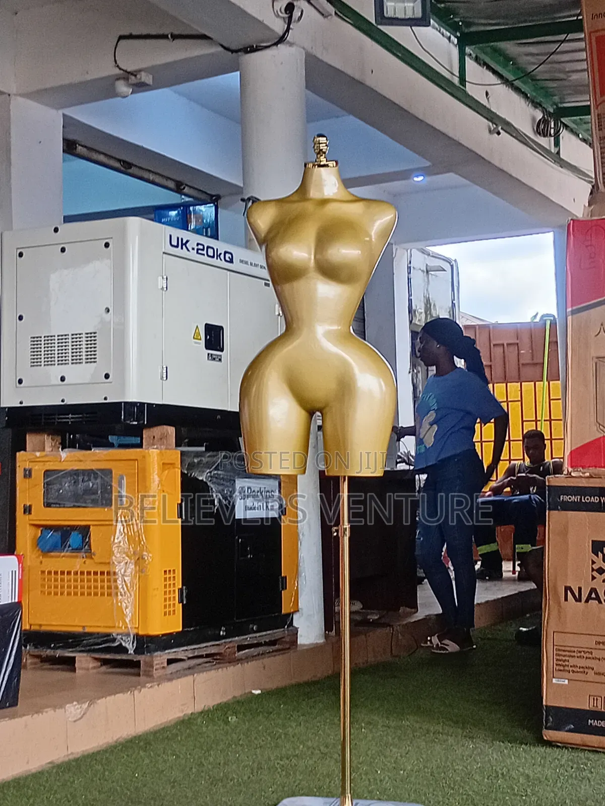 Life-Size Mannequin for Clothing Exhibition