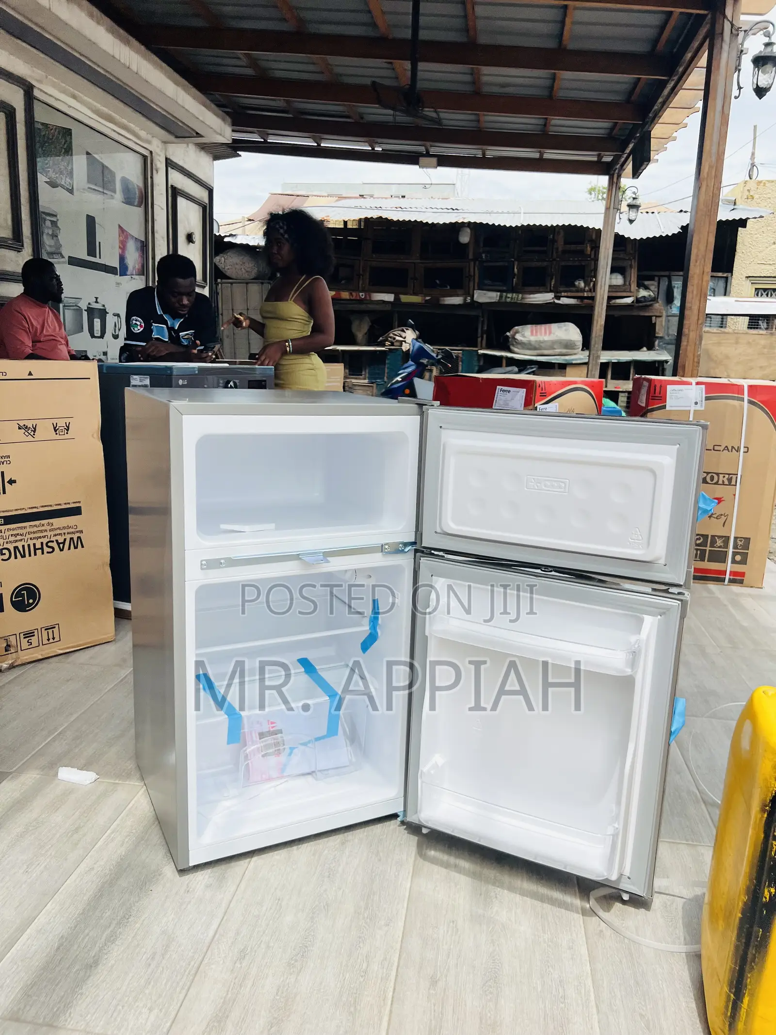 Quality Yet Affordable Pearl Pf 235t-1a 2 Door Table Top Fridge 