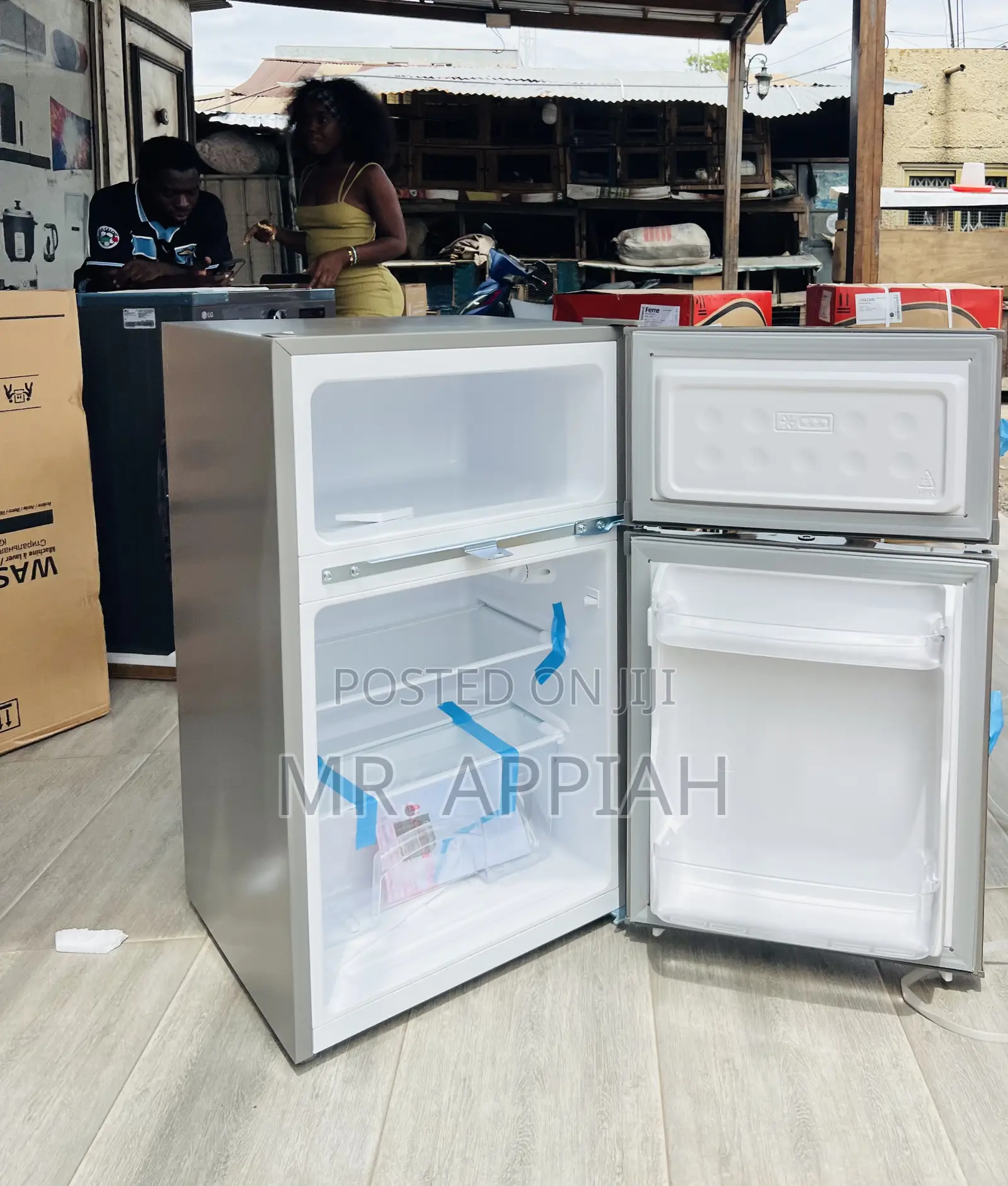 Extremely Affordable Pearl Pf 235t-1a Top Freezer Table Top Fridge