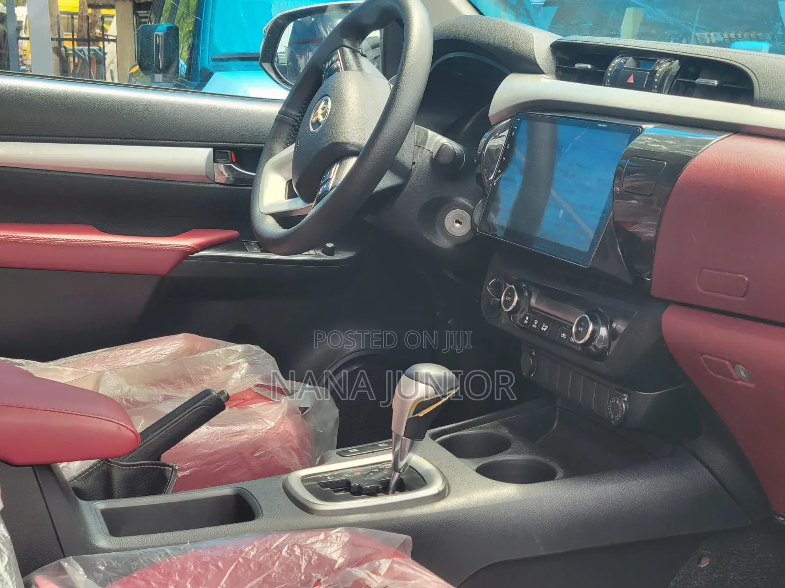Toyota Hilux 2016 Black