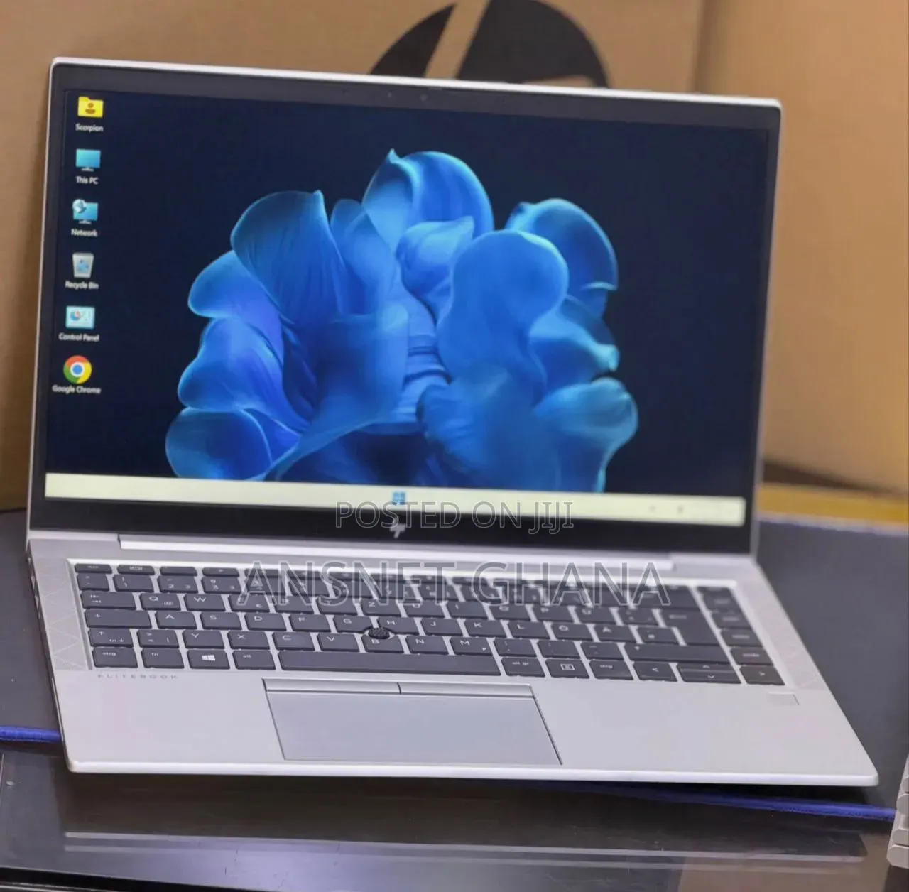 New Laptop HP EliteBook 845 G7 12GB AMD Ryzen 5 SSD 256GB