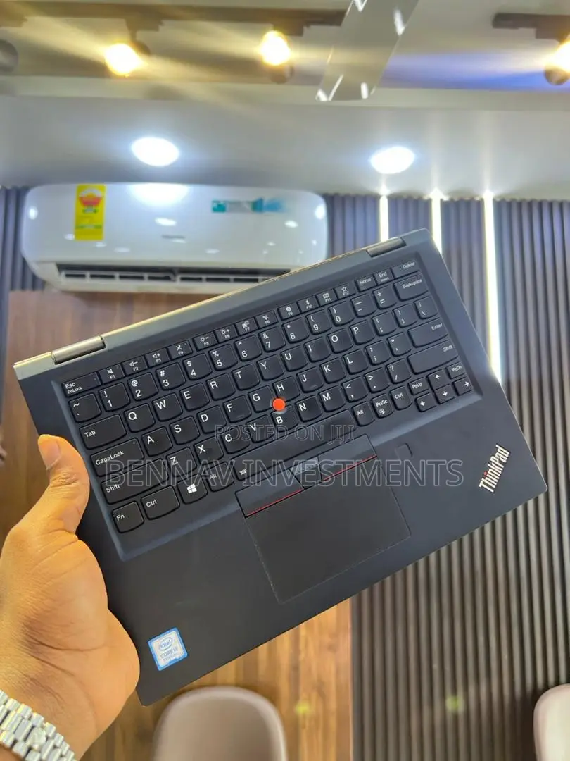 Laptop Lenovo ThinkPad X390 Yoga 8GB Intel Core i5 SSD 512GB