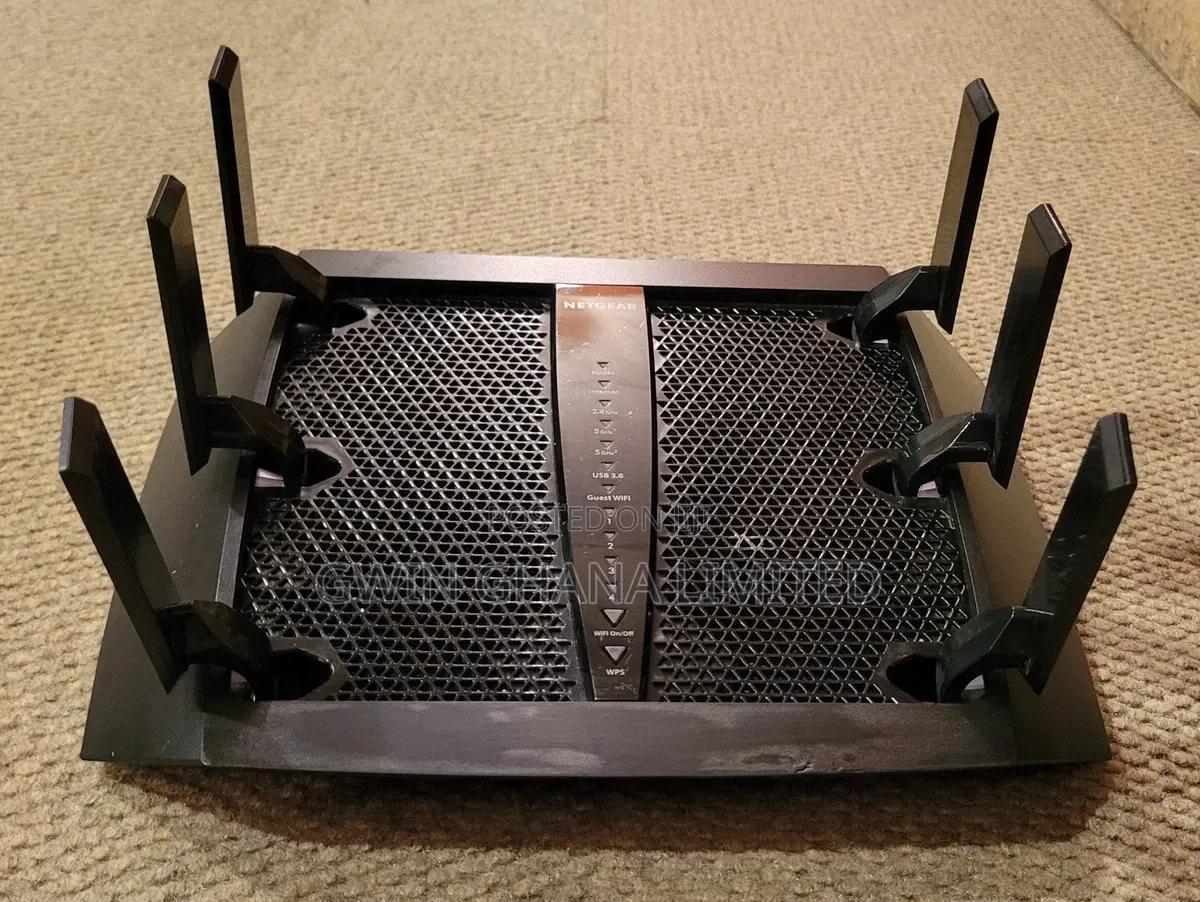 Netgear Nighthawk X6 Tri-Bandgigabit Wireless Router.3000mps 3500sqft