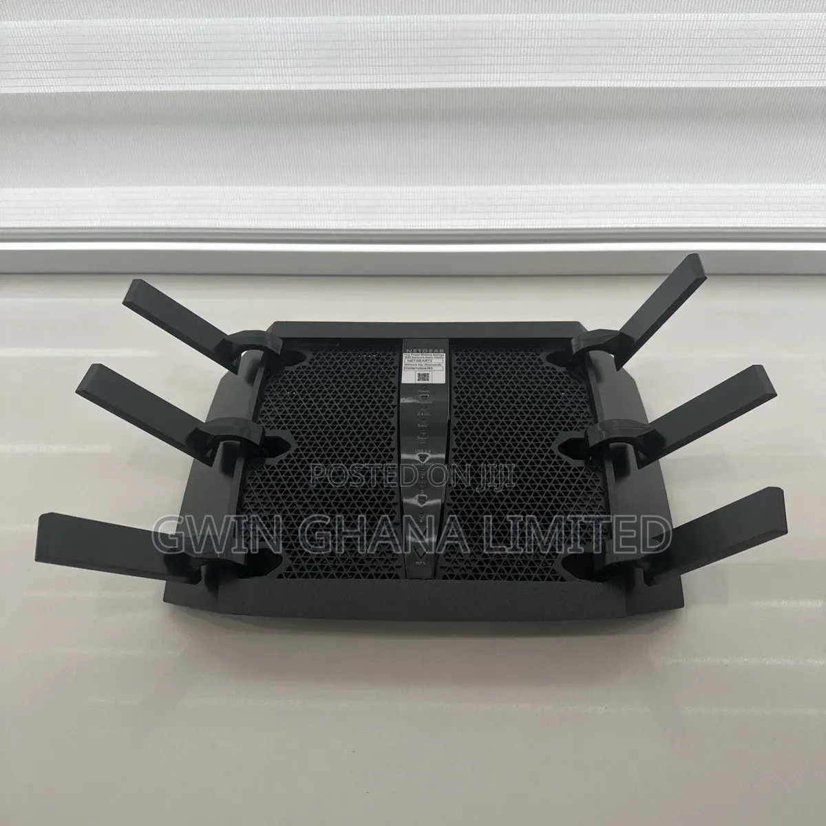Netgear Nighthawk X6 Tri-Bandgigabit Wireless Router.3000mps 3500sqft