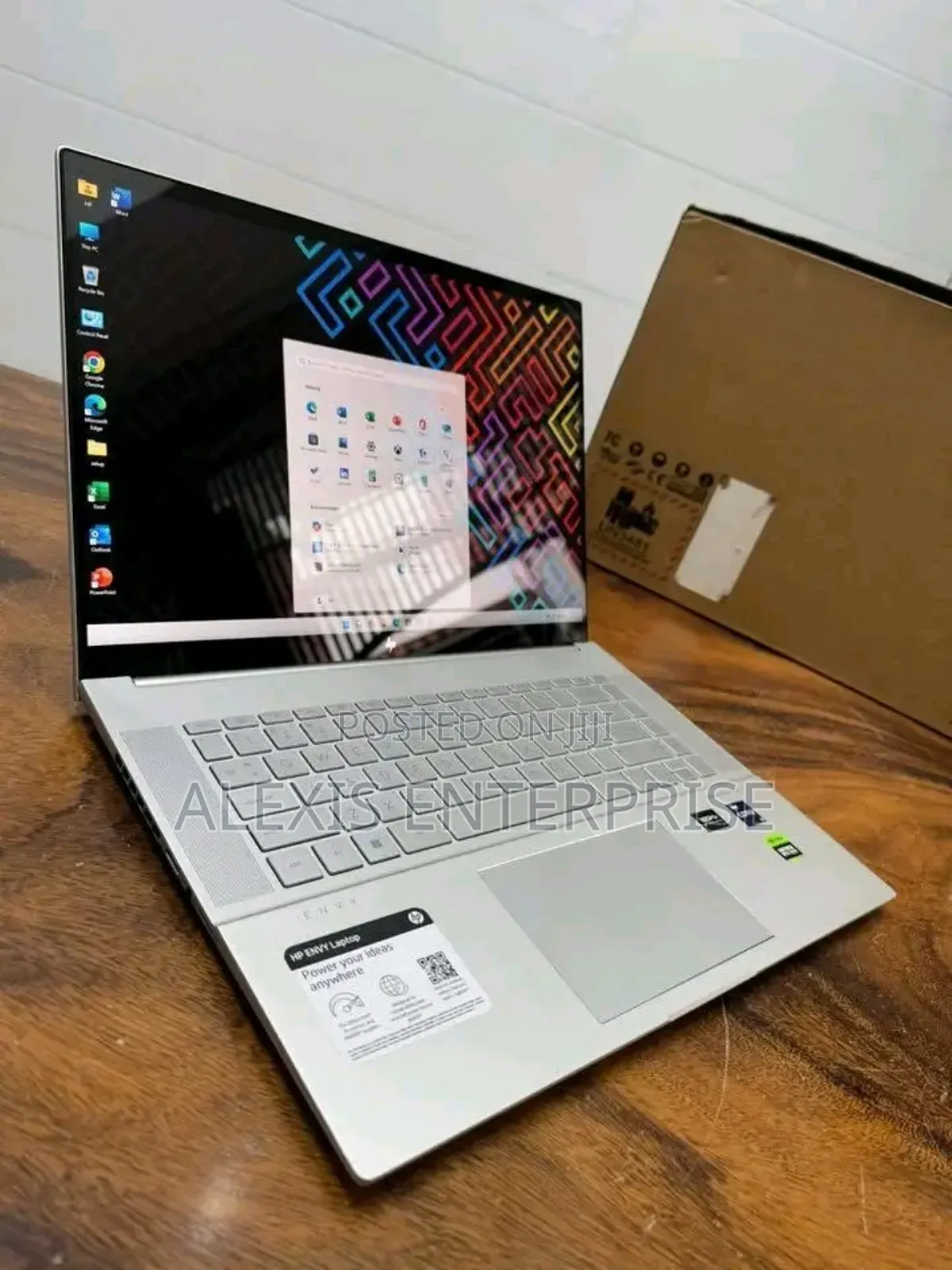 New Laptop HP Pavilion 15 32GB Intel Core i9 SSD 1T