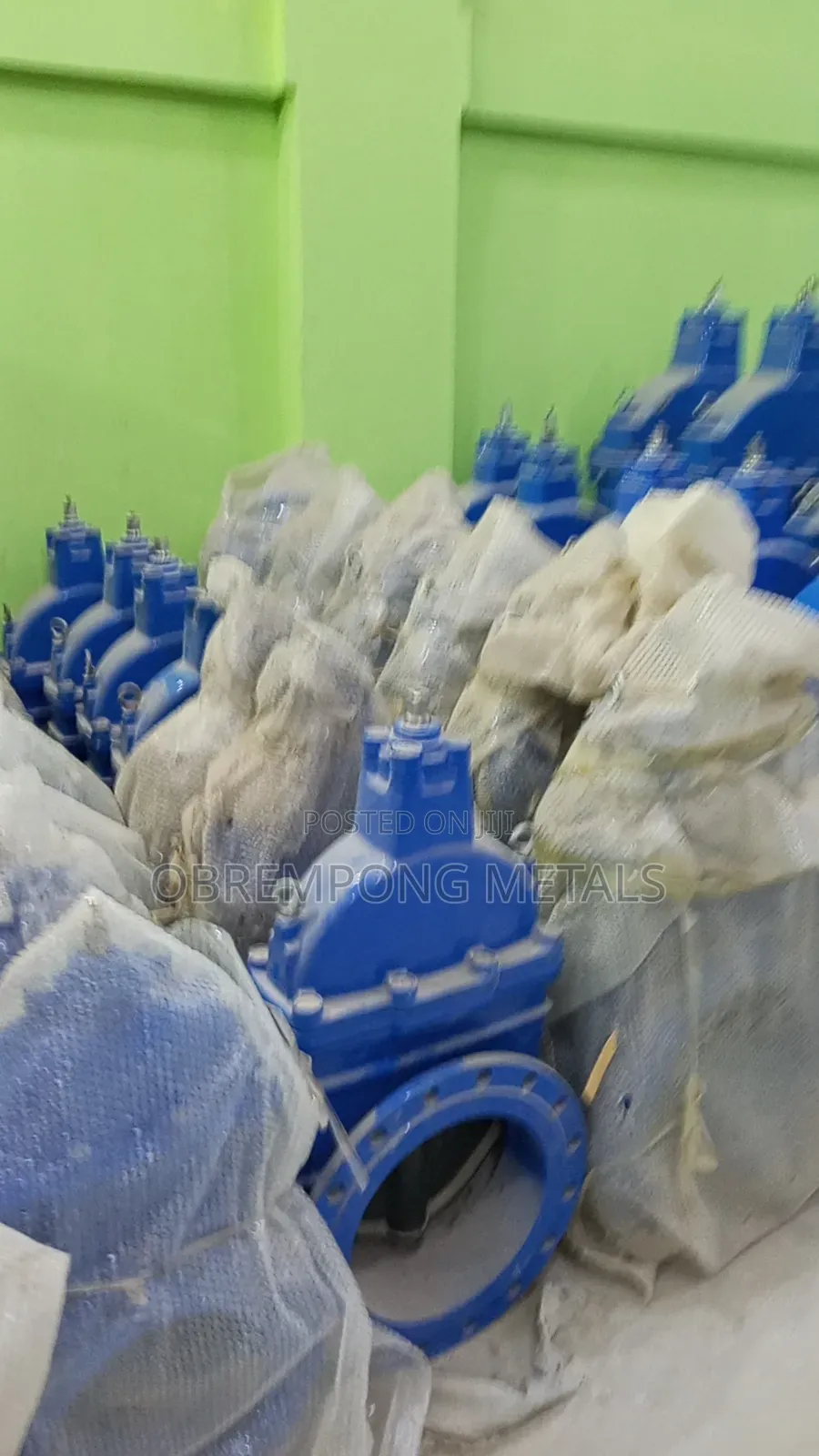 12" Water Gate Valve Pn16 Rubber Tongue