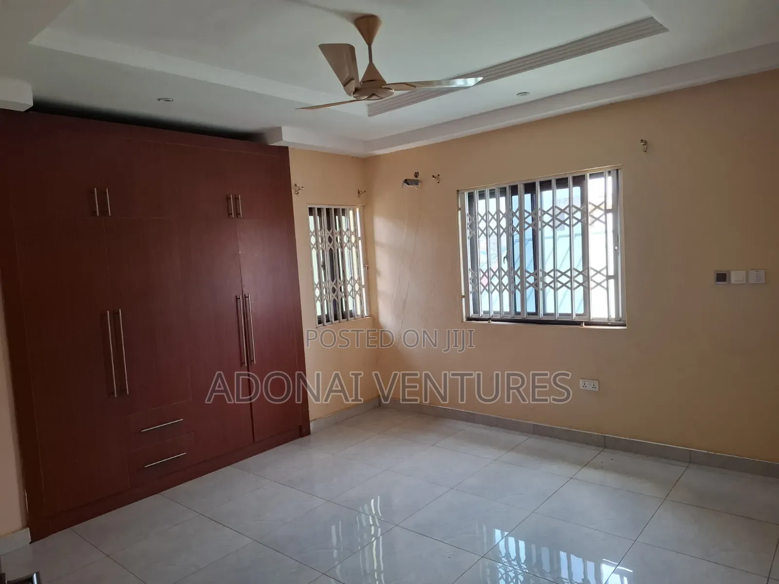 6bdrm House in Santasi Kokoben, Kumasi Metropolitan for rent