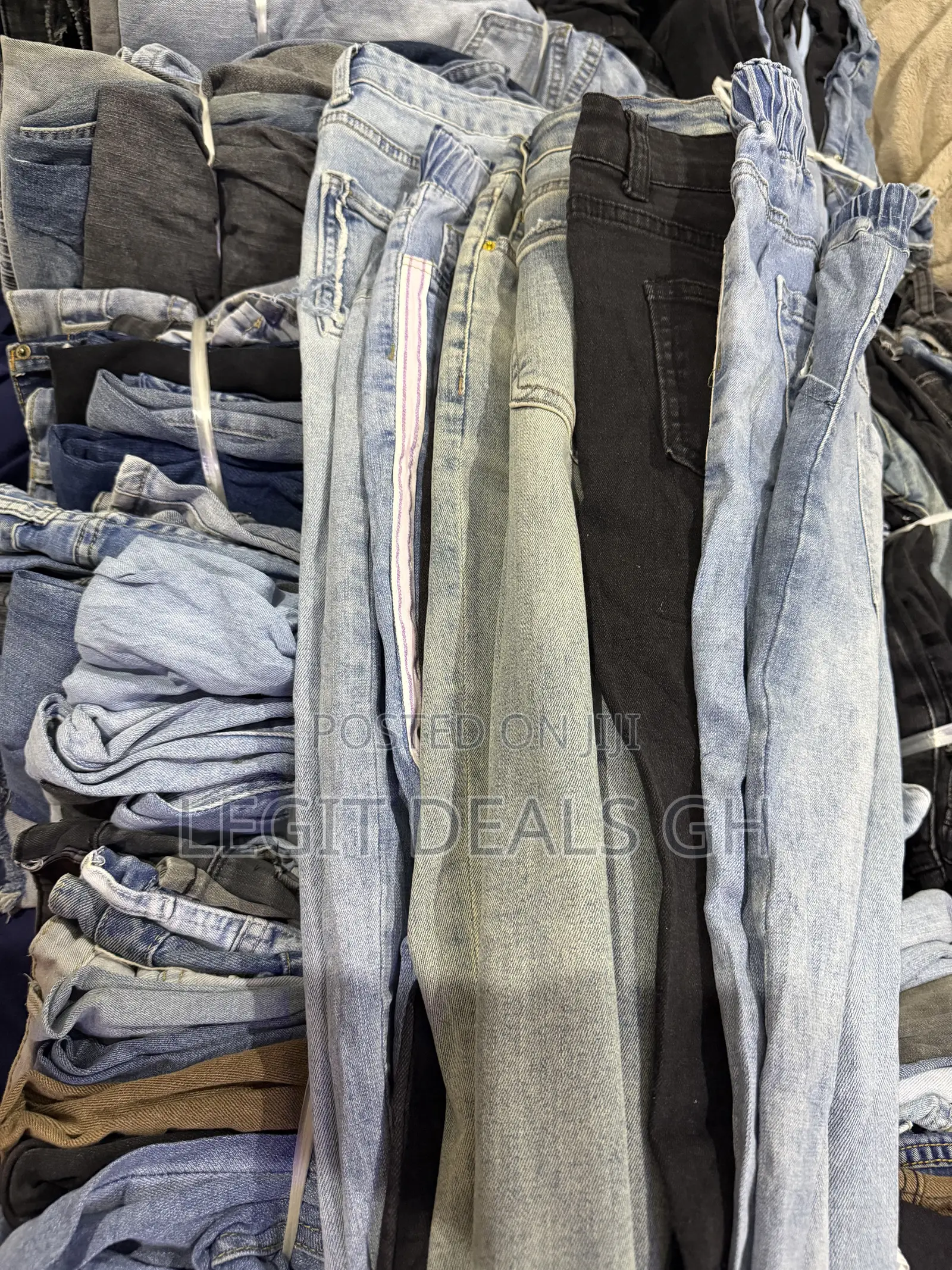 Thrift Wear 4 Piece Per Sale