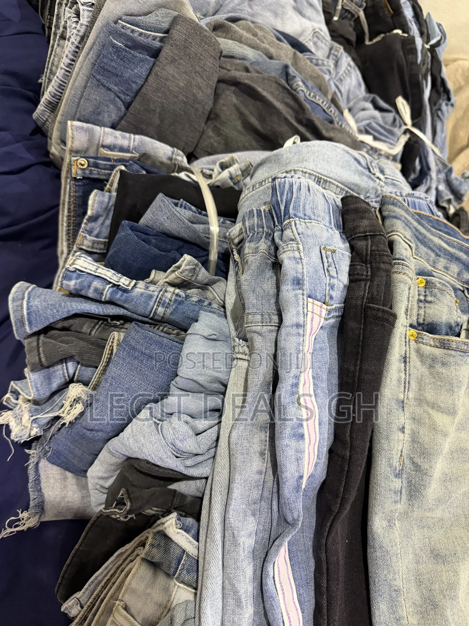 Thrift Wear 4 Piece Per Sale