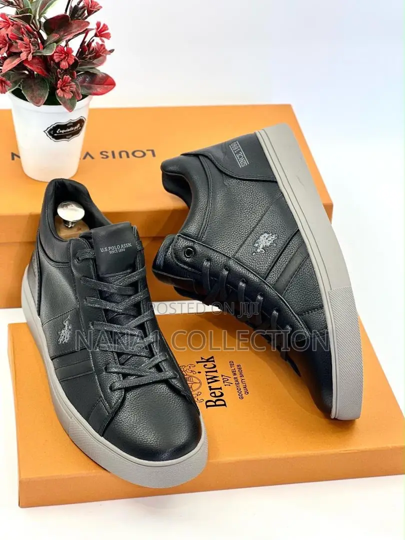 U.S Polo Assn Mid - Top Sneakers