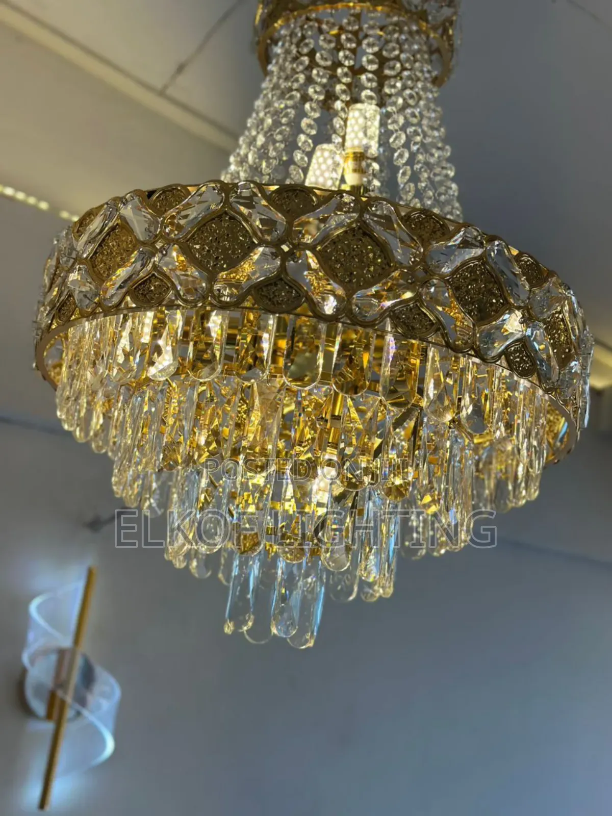 2026 Design Modern Crystal Chandelier Light İRon Metal Ceiling Light