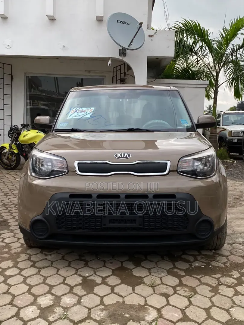 Kia Soul + 4dr Wagon (2.0L 4cyl 6A) 2015 Beige