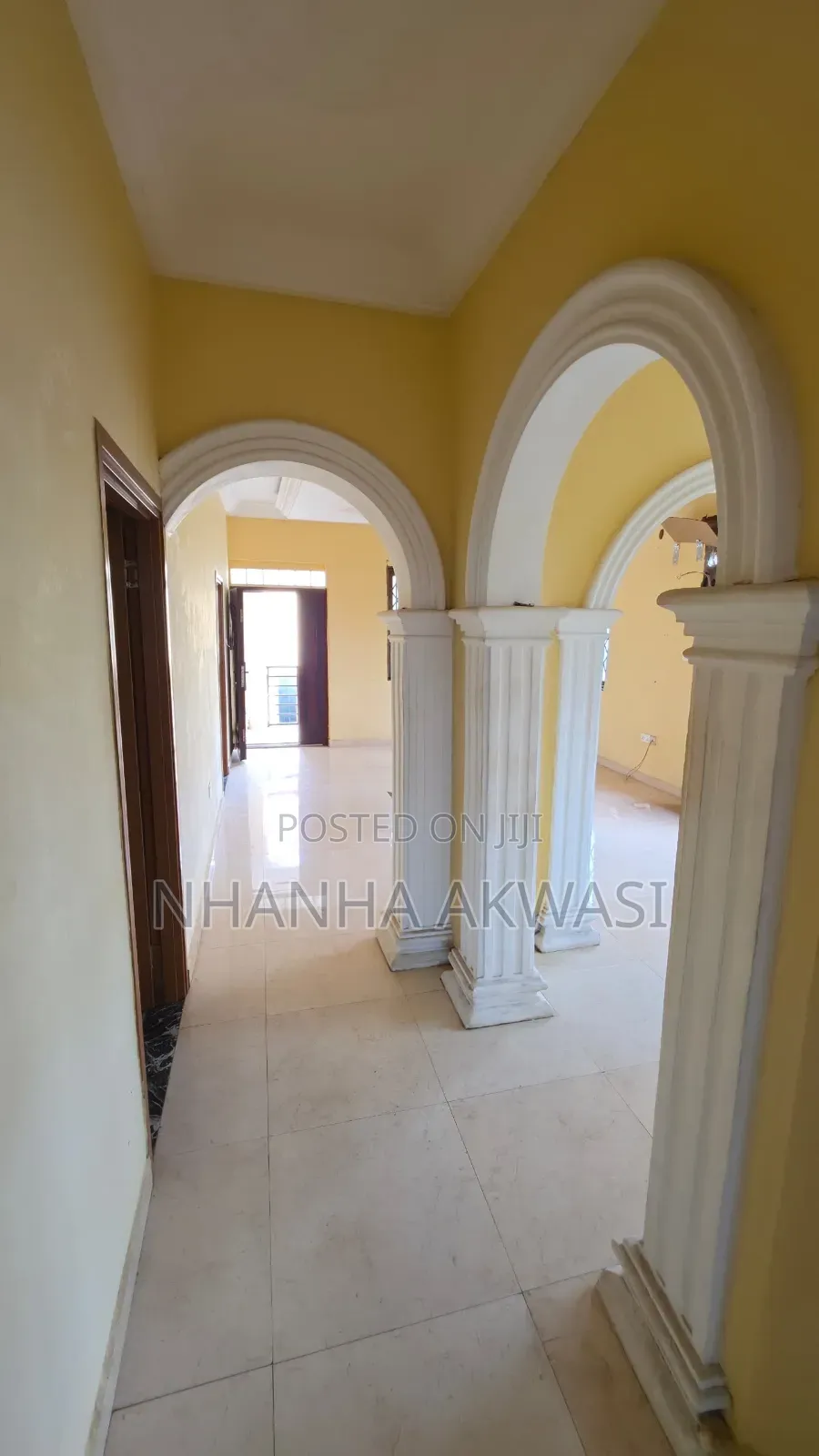 3bdrm Apartment in Lashibi, Sakumono for rent