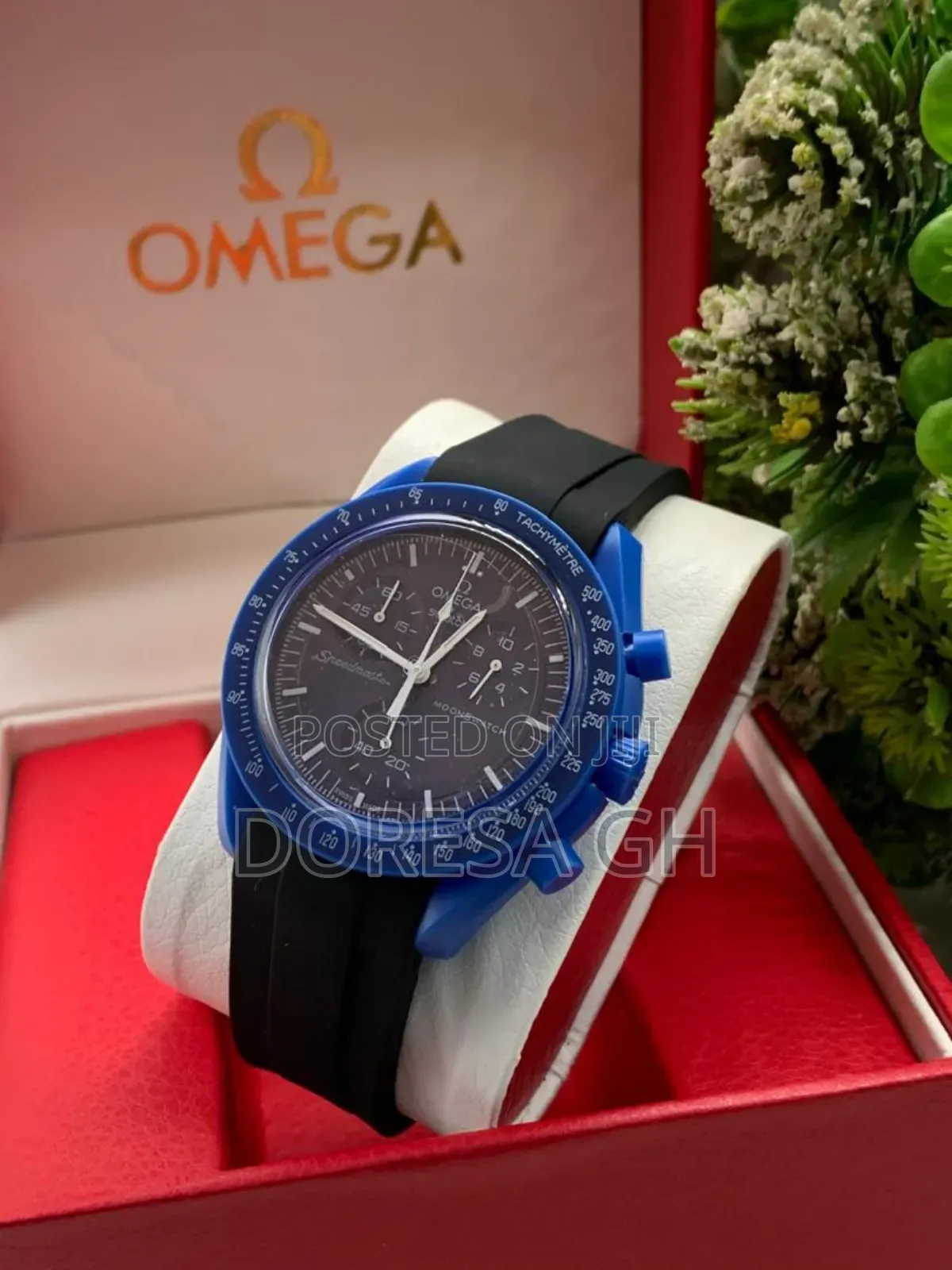 Omega Chronograph Watch With Silicone Strap –Modern Everyday Timepiece