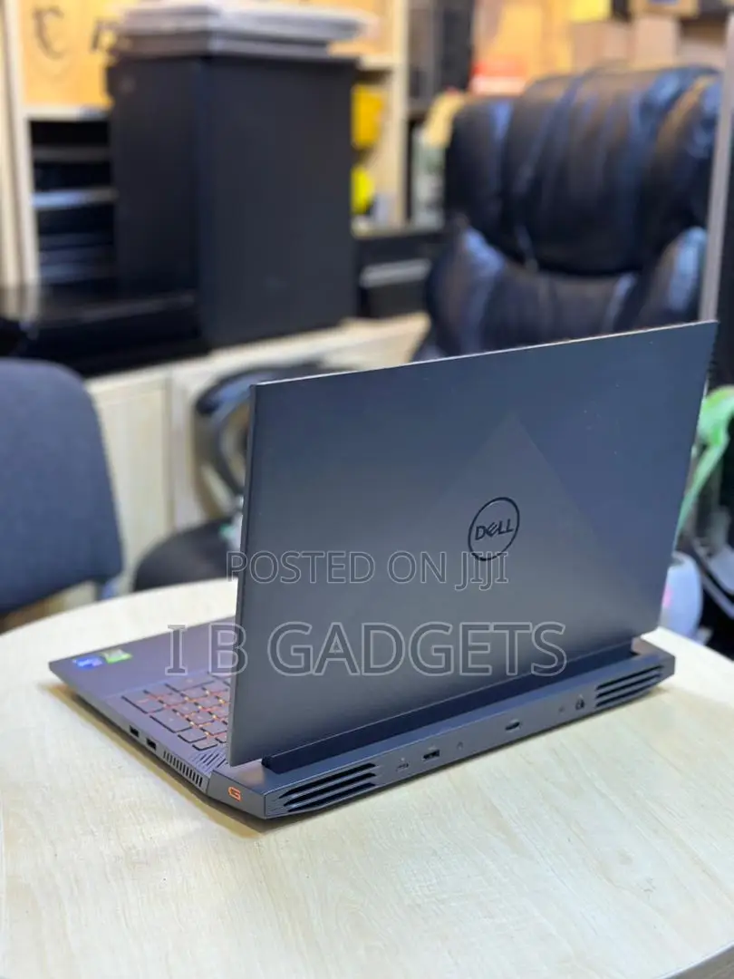 Laptop Dell G15 5511 16GB Intel Core i7 SSD 512GB