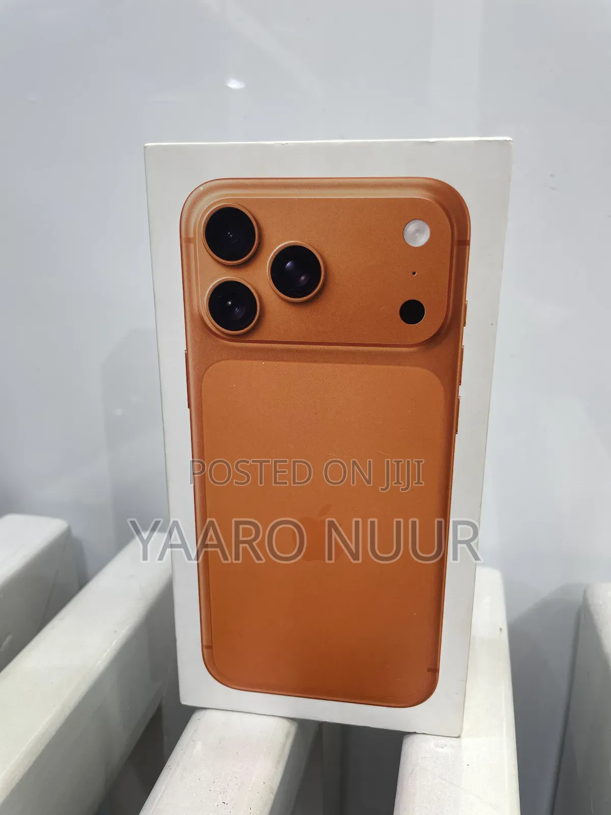New Apple iPhone 17 Pro Max 256 GB Orange
