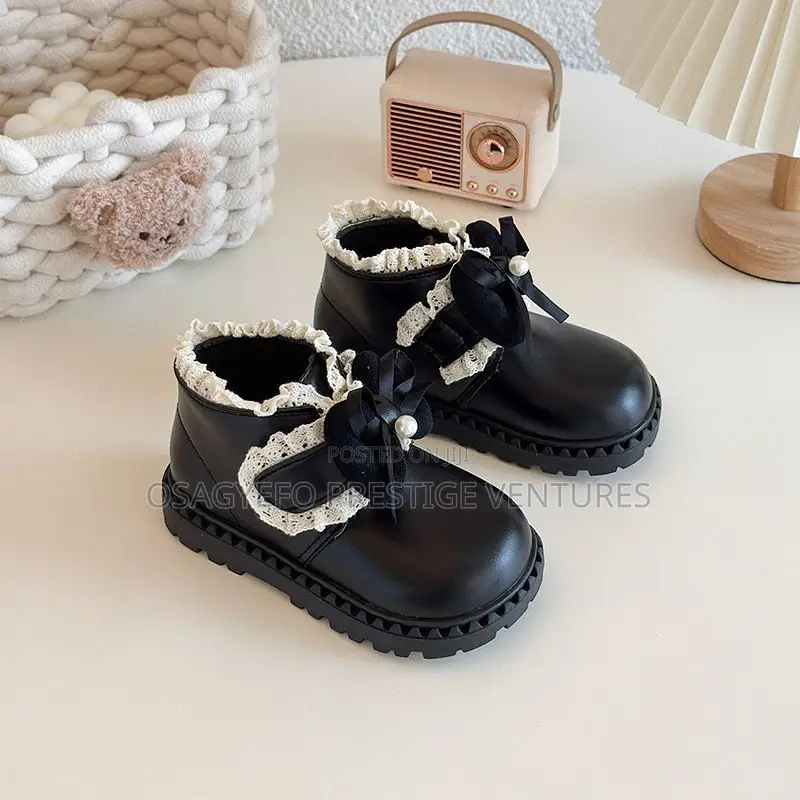 Elegant Girls’ Lace Ankle Boots