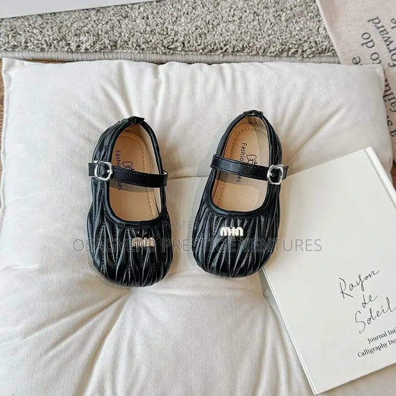 Super Quality Girls’ Black Quilted Mary Jane Shoes