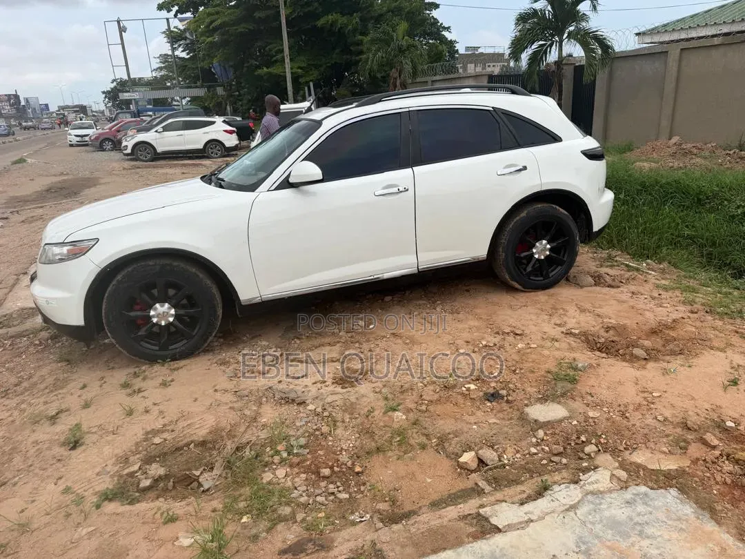 Infiniti FX35 2006 White