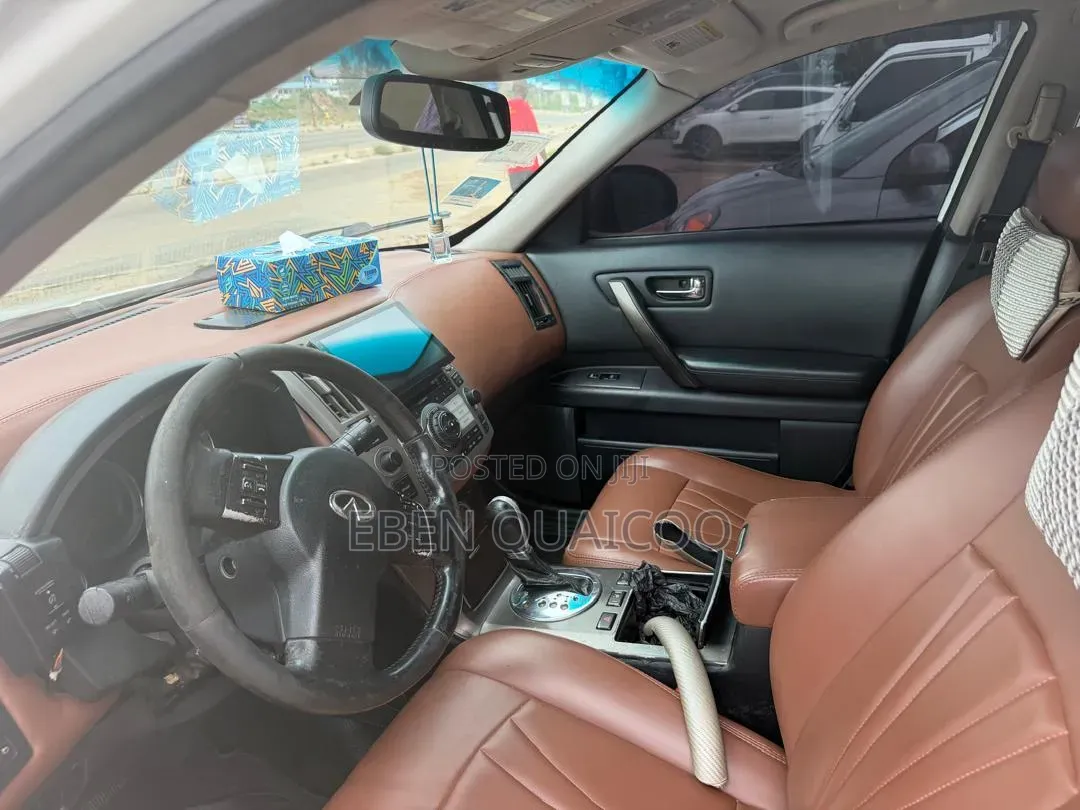 Infiniti FX35 2006 White