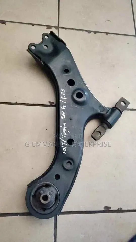 Toyota Rav4 2019-24 Lower Control Arms Pair