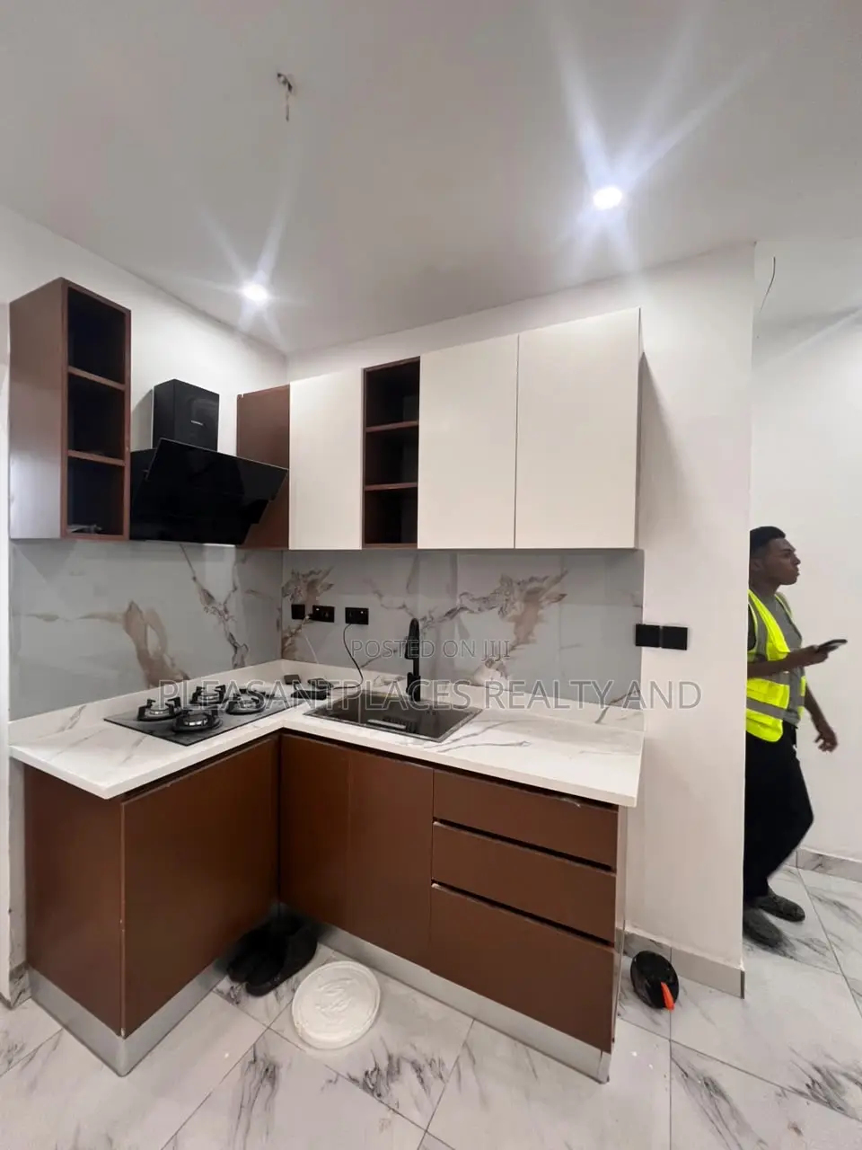 2bdrm House in Pleasantplaces And, Ashaley Botwe for sale