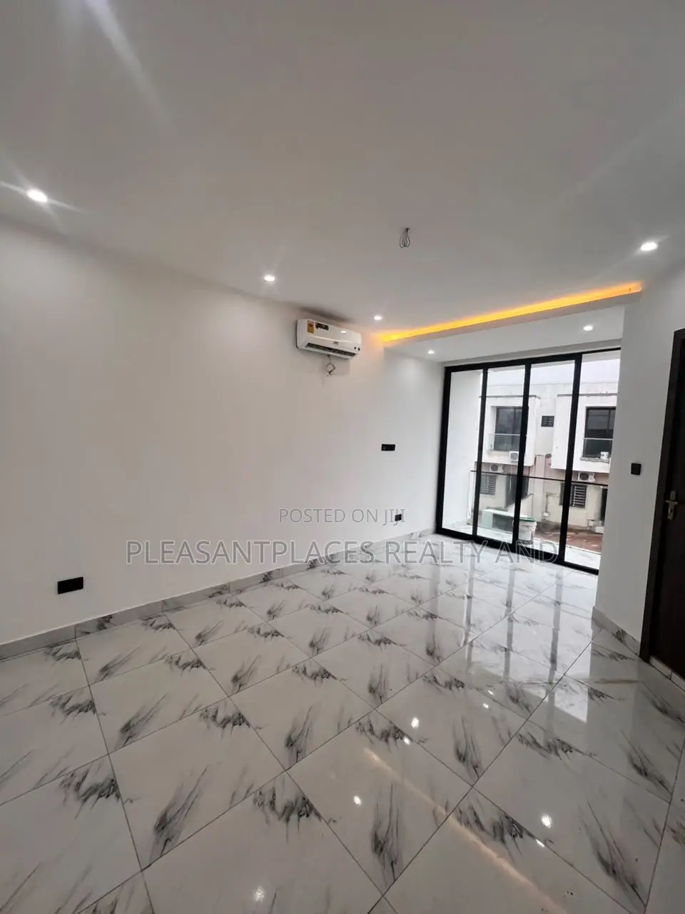 2bdrm House in Pleasantplaces And, Ashaley Botwe for sale