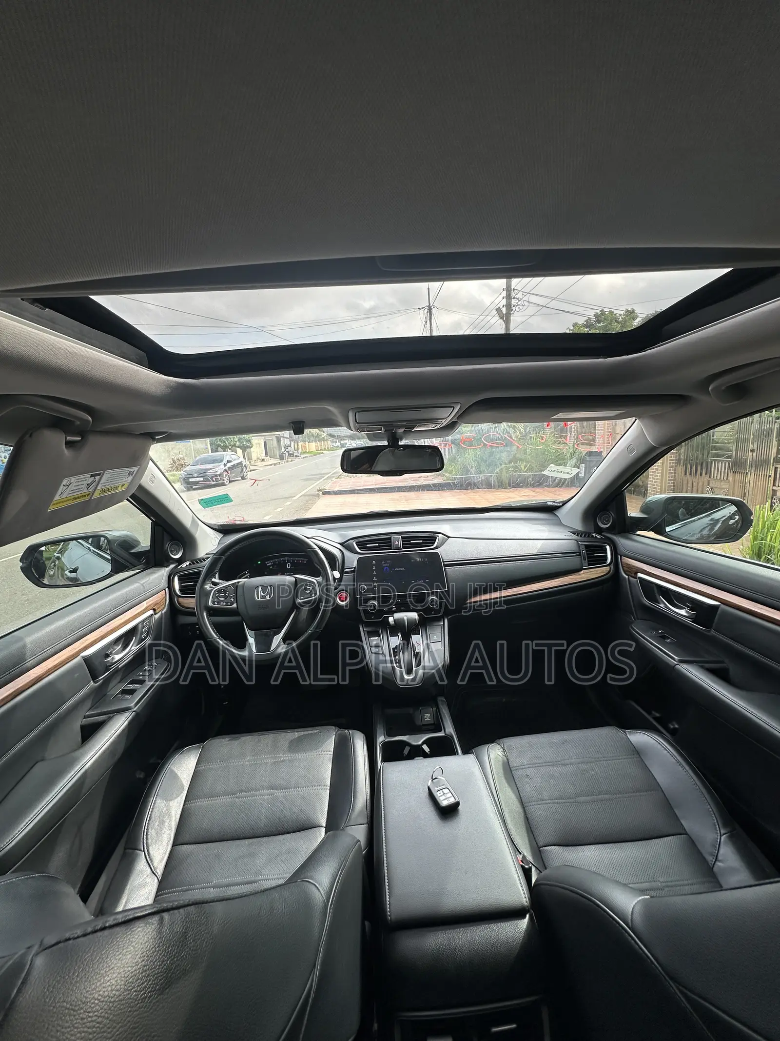Honda CR-V Touring AWD 2019 Gray