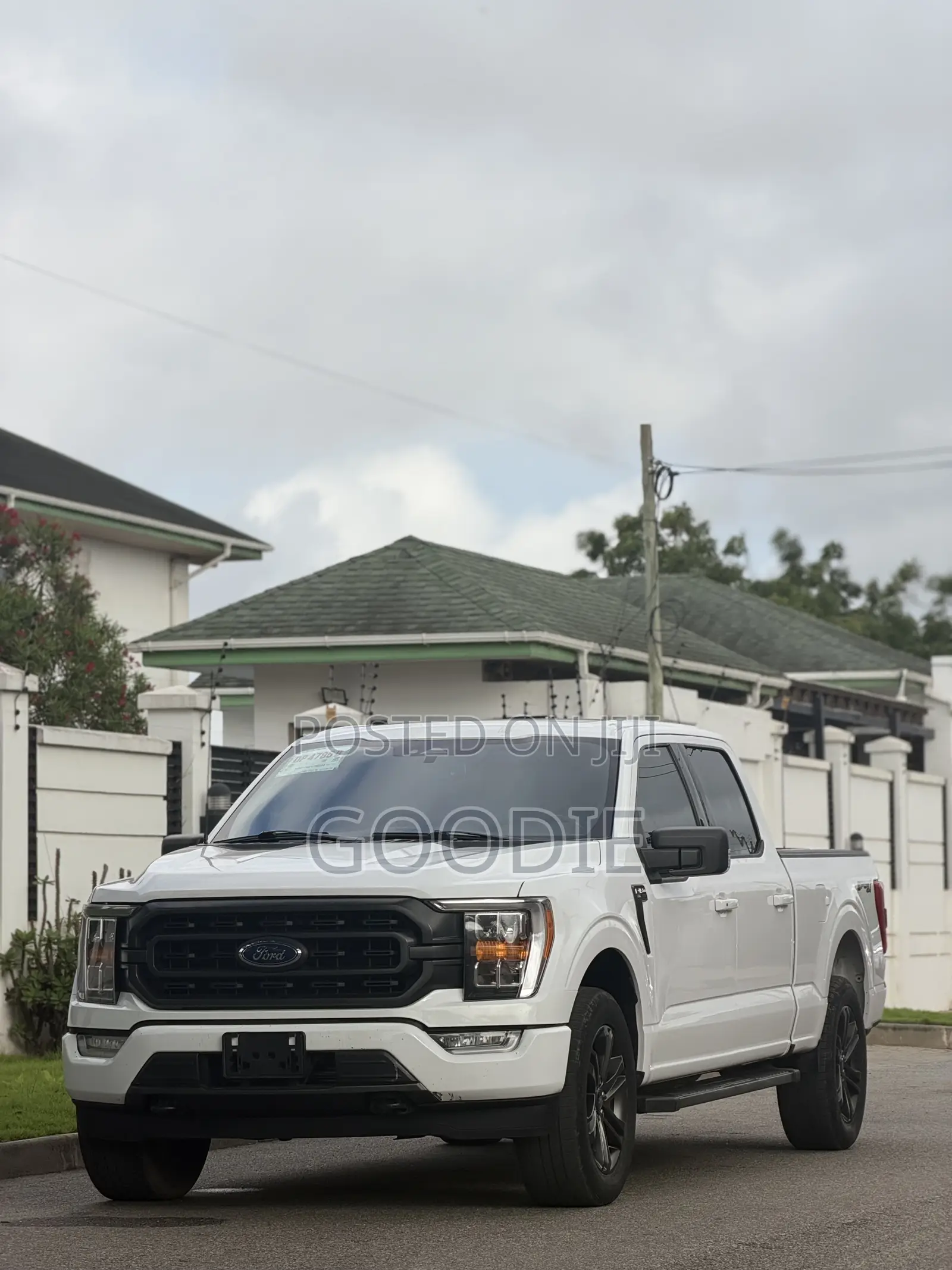 Ford F-150 XLT 2021 White
