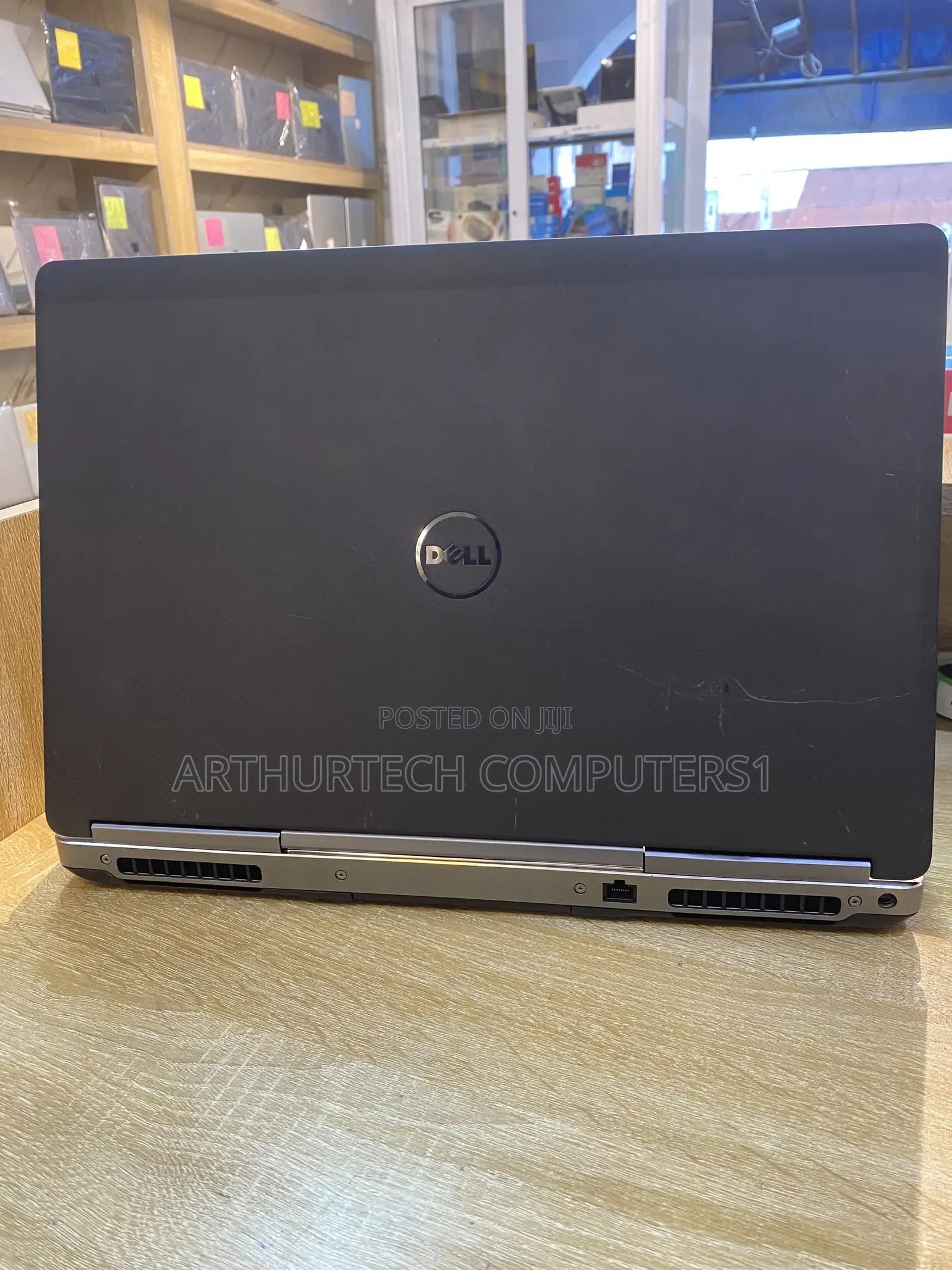 Laptop Dell Precision 7710 16GB Intel Core i7 HDD+SSD 256GB