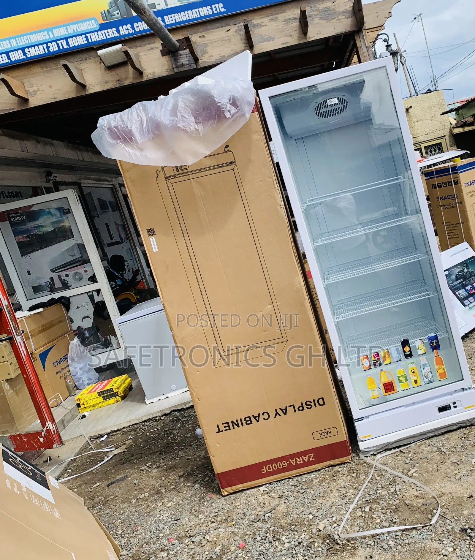 Try Zealous Zara-600dfg 591-Liter Single-Door Display Refrigerator