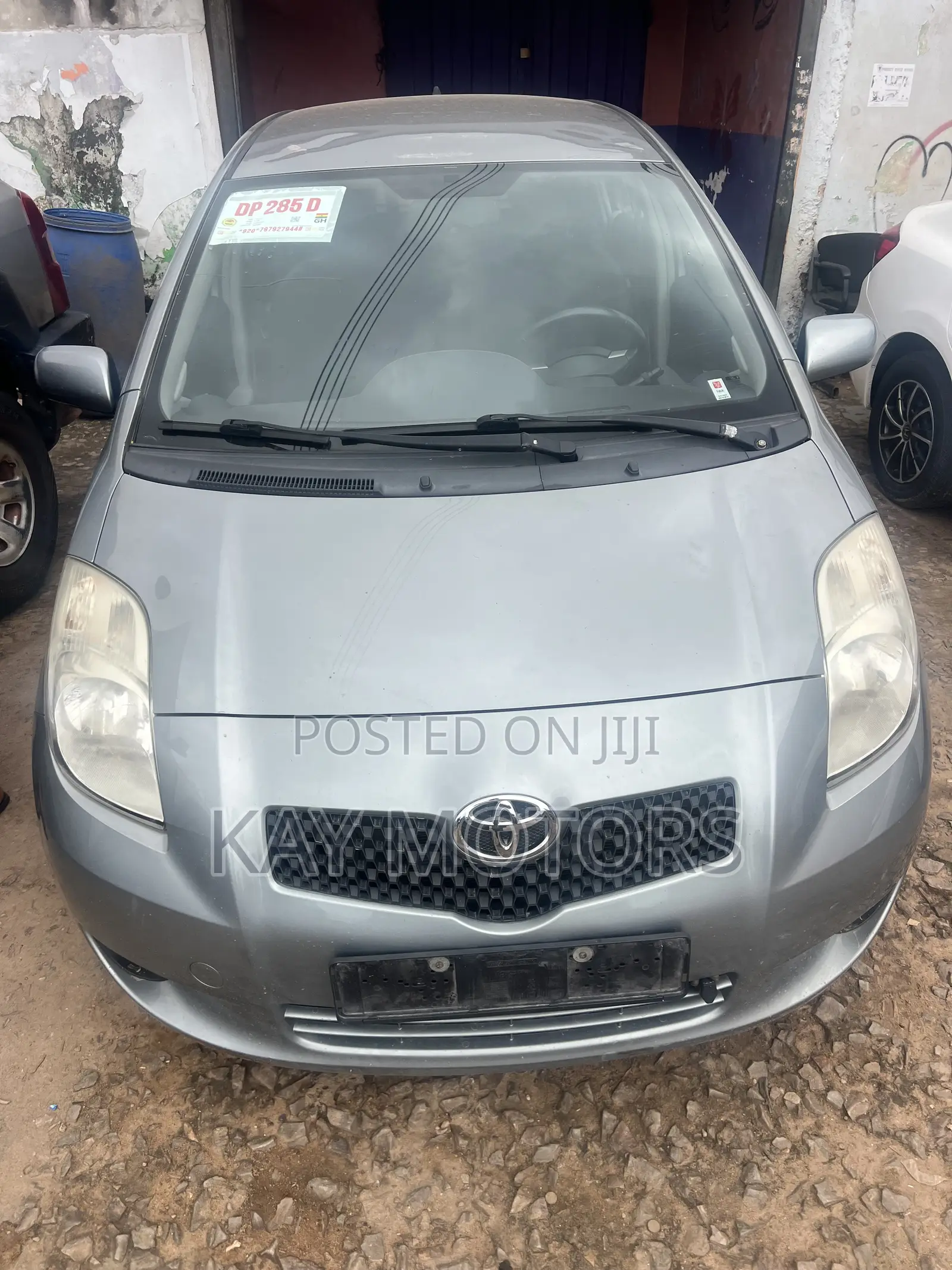 Toyota Yaris 1.5 Liftback 2009 Gray