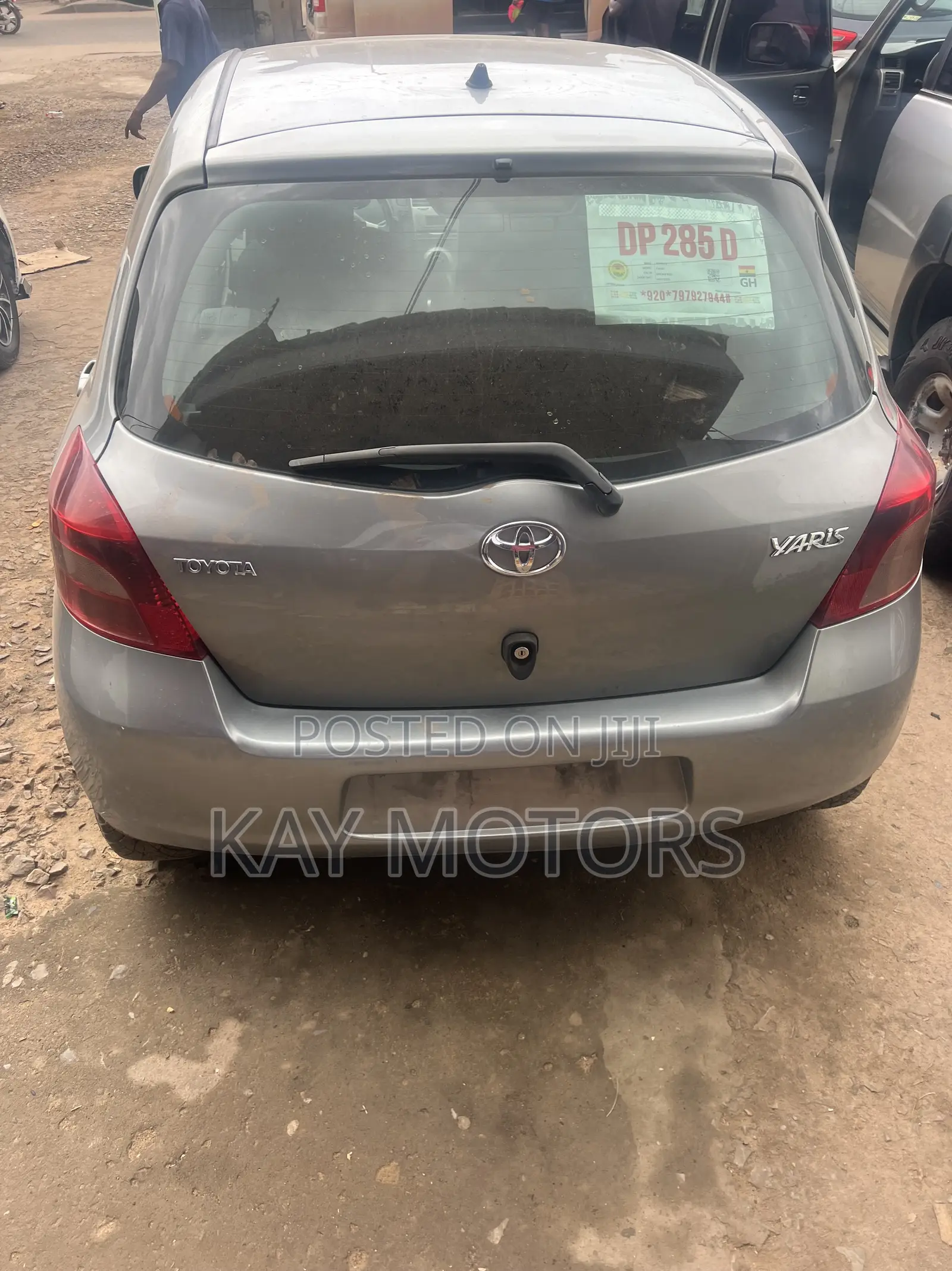 Toyota Yaris 1.5 Liftback 2009 Gray