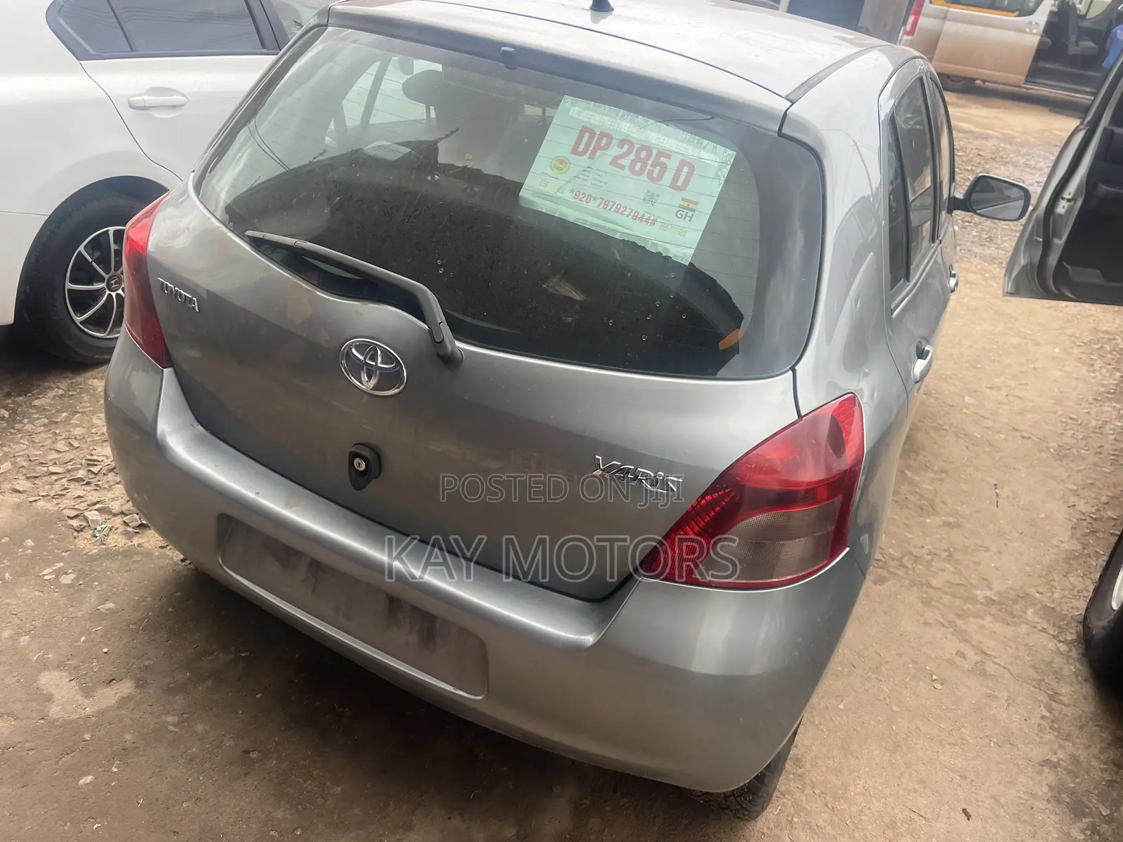 Toyota Yaris 1.5 Liftback 2009 Gray