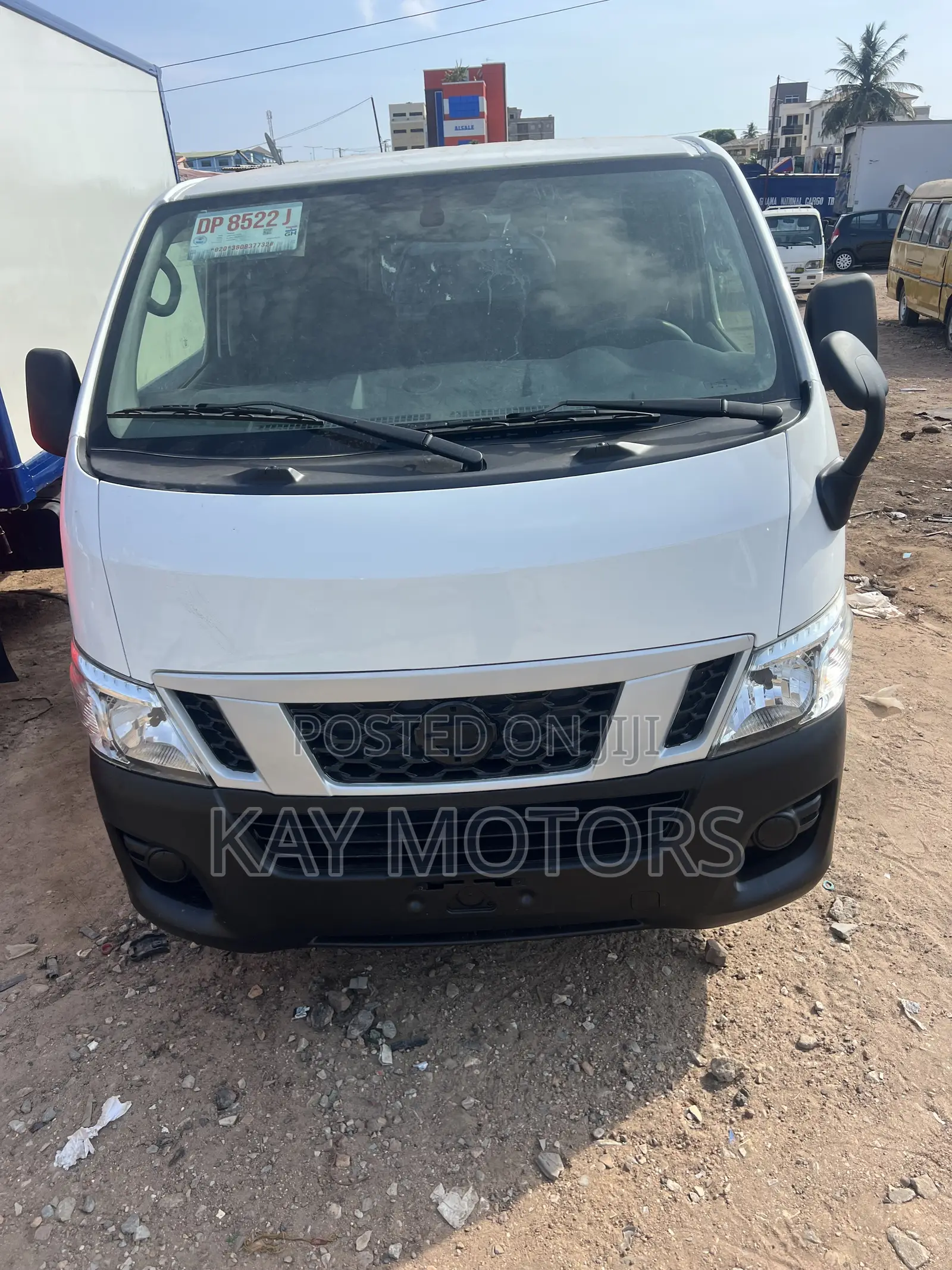 Nissan Caravan (Urvan) 2012 White
