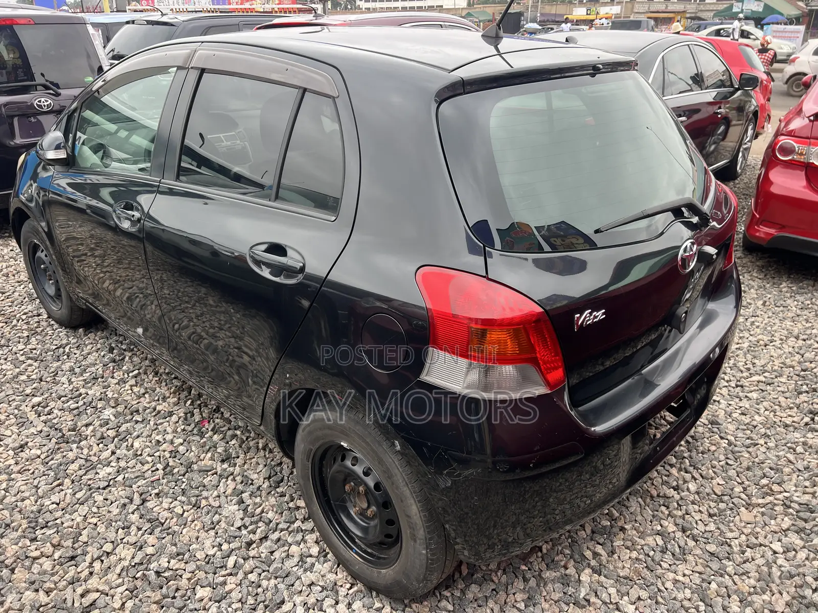 Toyota Vitz 1.0 FWD 5dr 2010 Black