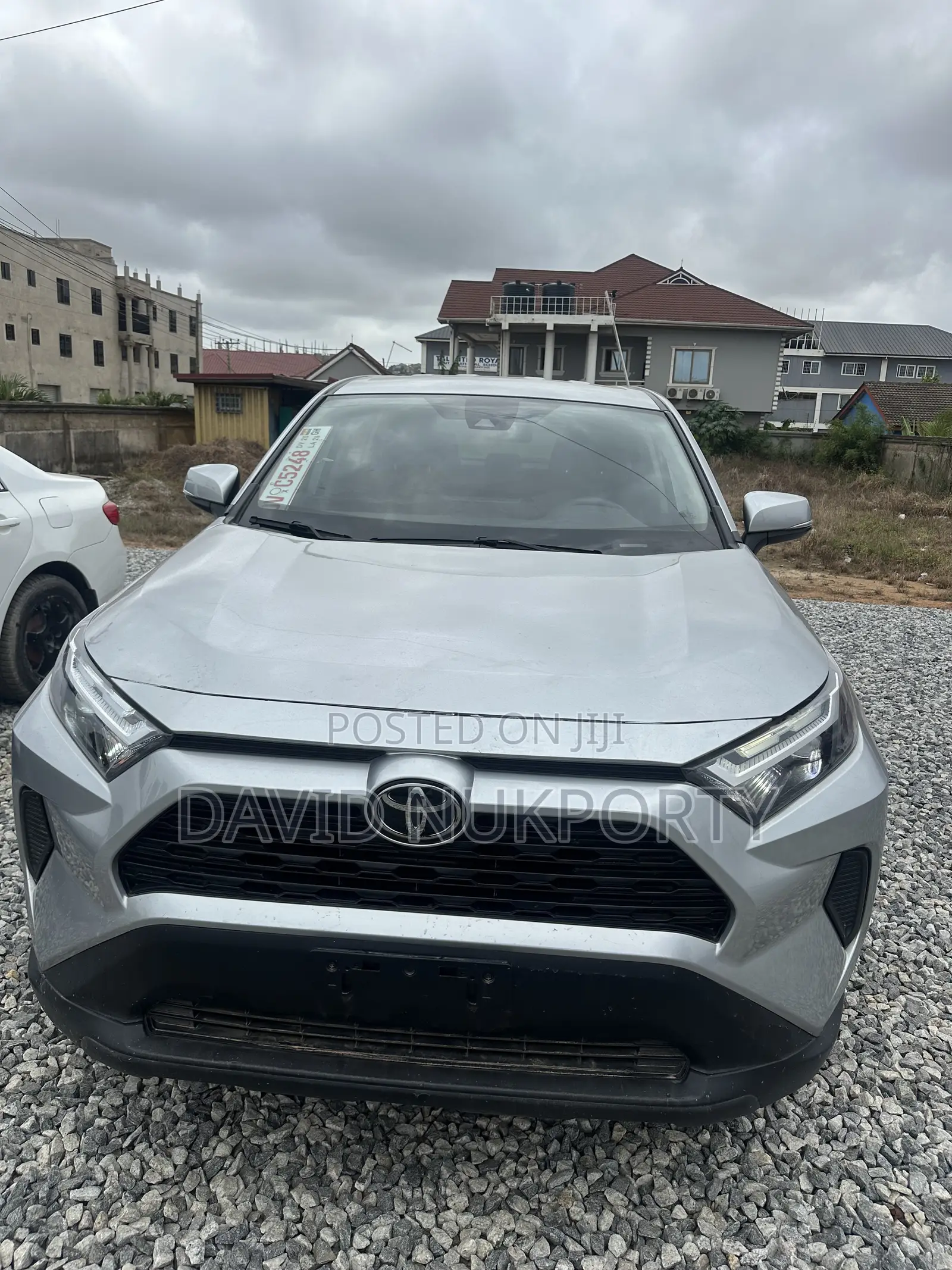 Toyota RAV4 2024 Silver