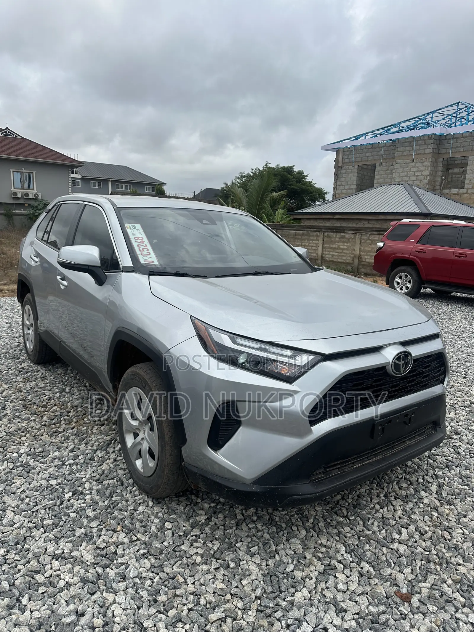 Toyota RAV4 2024 Silver