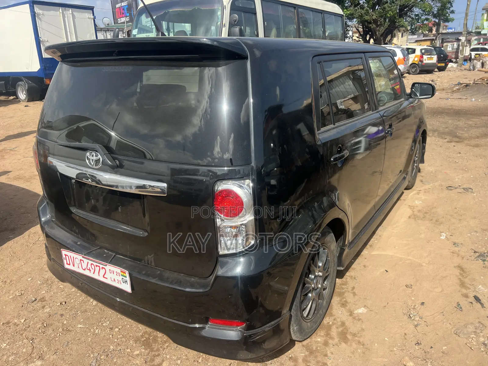 Toyota Corolla Rumion Hatchback 1.8 AWD 2011 Black