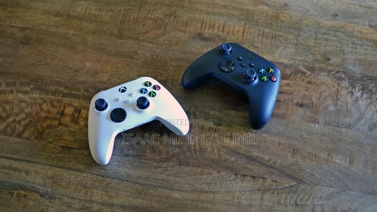 Xbox Series X/S Controllers
