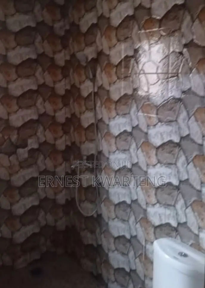 1bdrm House in Super Elite, Sowutwuom for rent