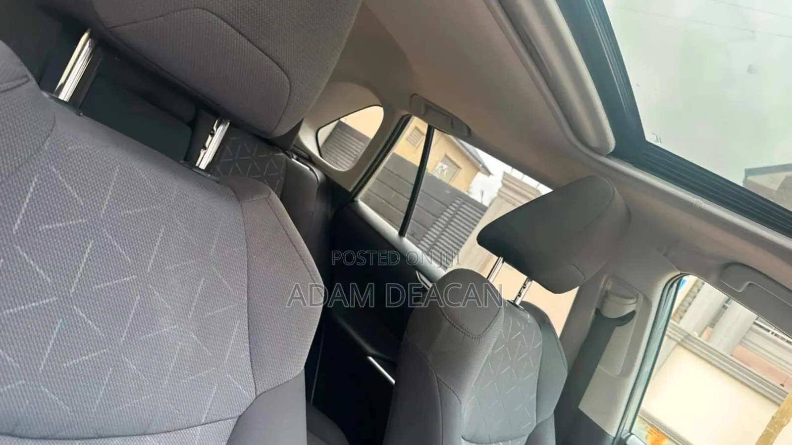 Toyota RAV4 XLE Premium AWD 2020 Green