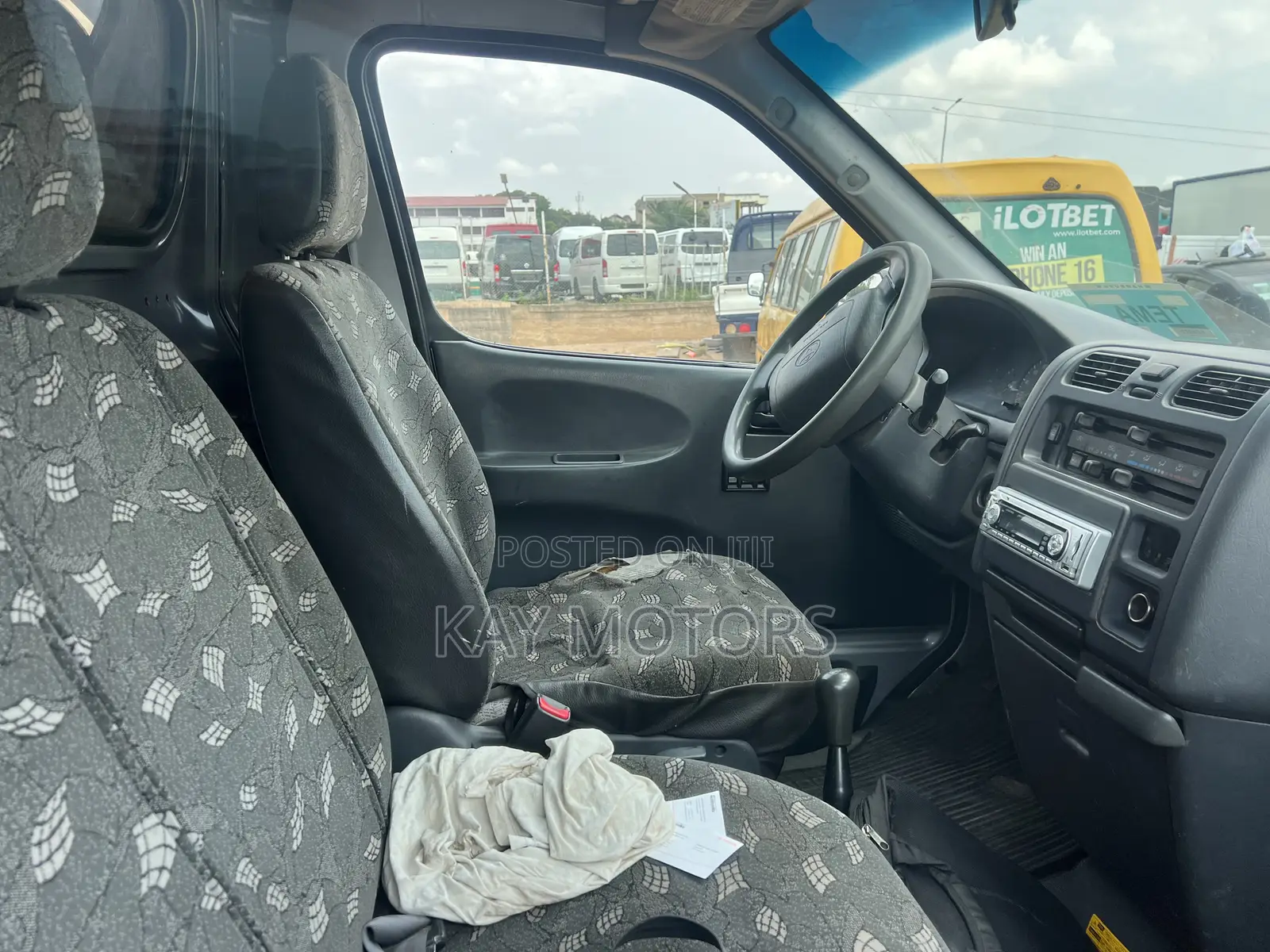 Toyota HiAce 2009 Silver