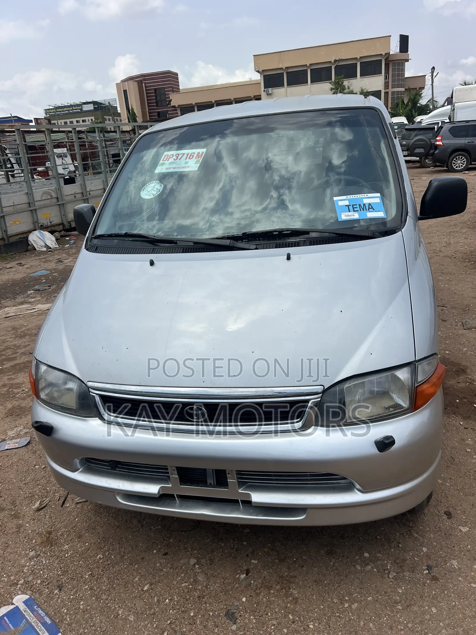 Toyota HiAce 2009 Silver