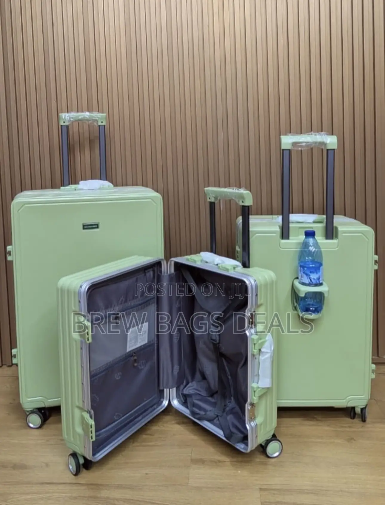 Premium Luxury Zipless 3set With Bottle Holder Suitcase.