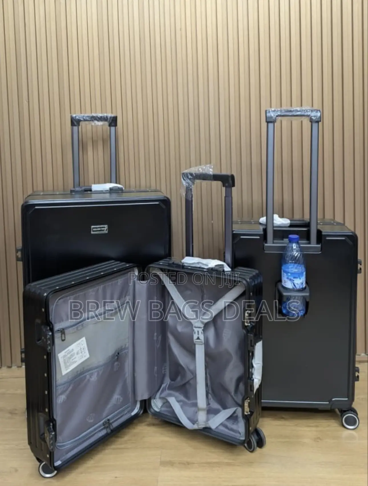 Premium Luxury Zipless 3set With Bottle Holder Suitcase.