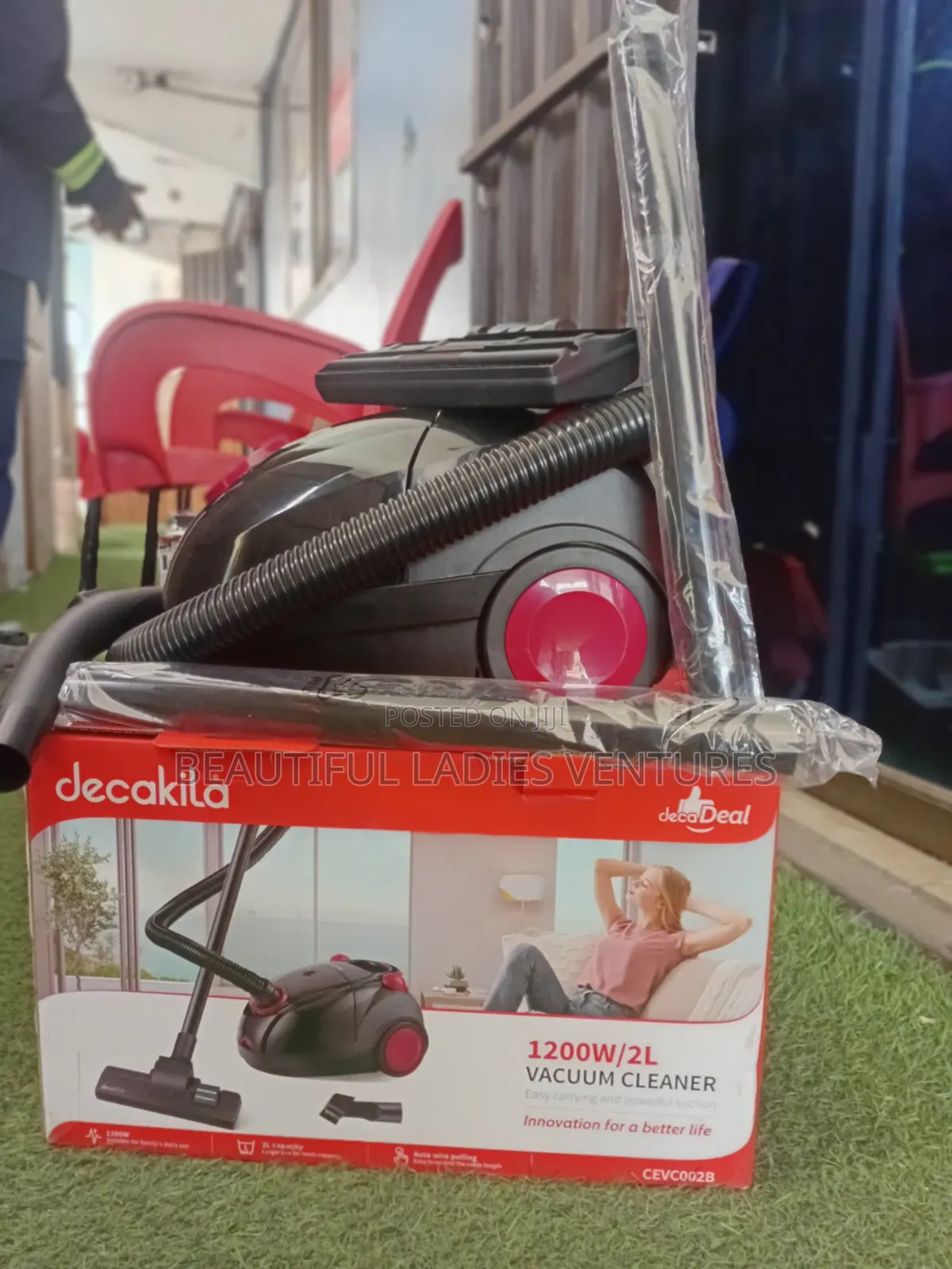 Decakila Vacuum Cleaner – Compact Size, Maximum Performance